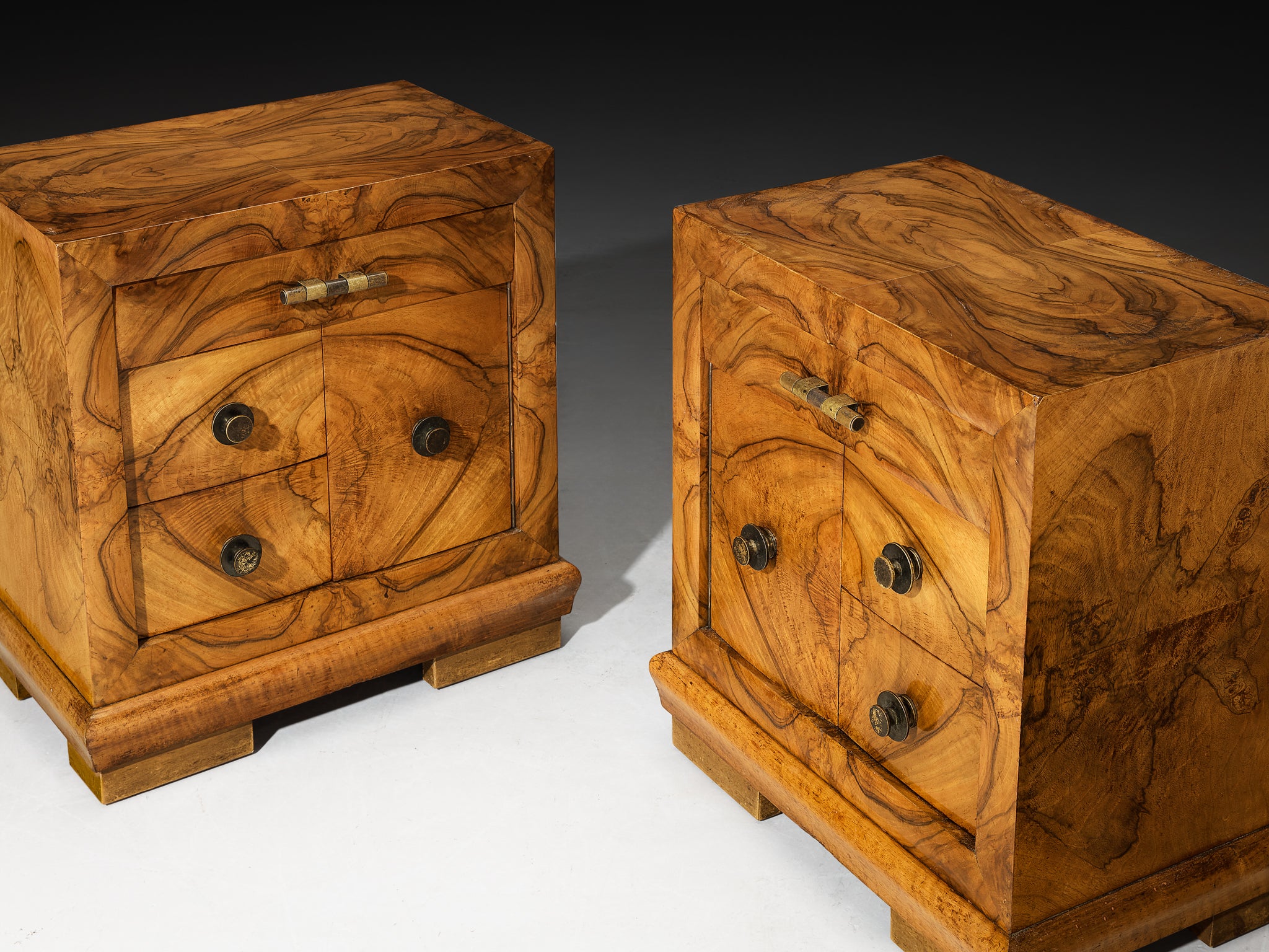 Gaetano Borsani for Atelier di Varedo Bedroom Set in Walnut Burl and Brass More Furniture and Collectibles Morentz