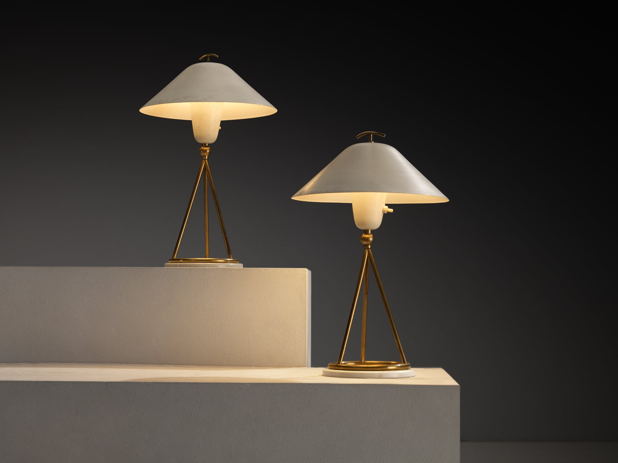 Gino Sarfatti for Arteluce '516' Table Lamps Lighting Morentz