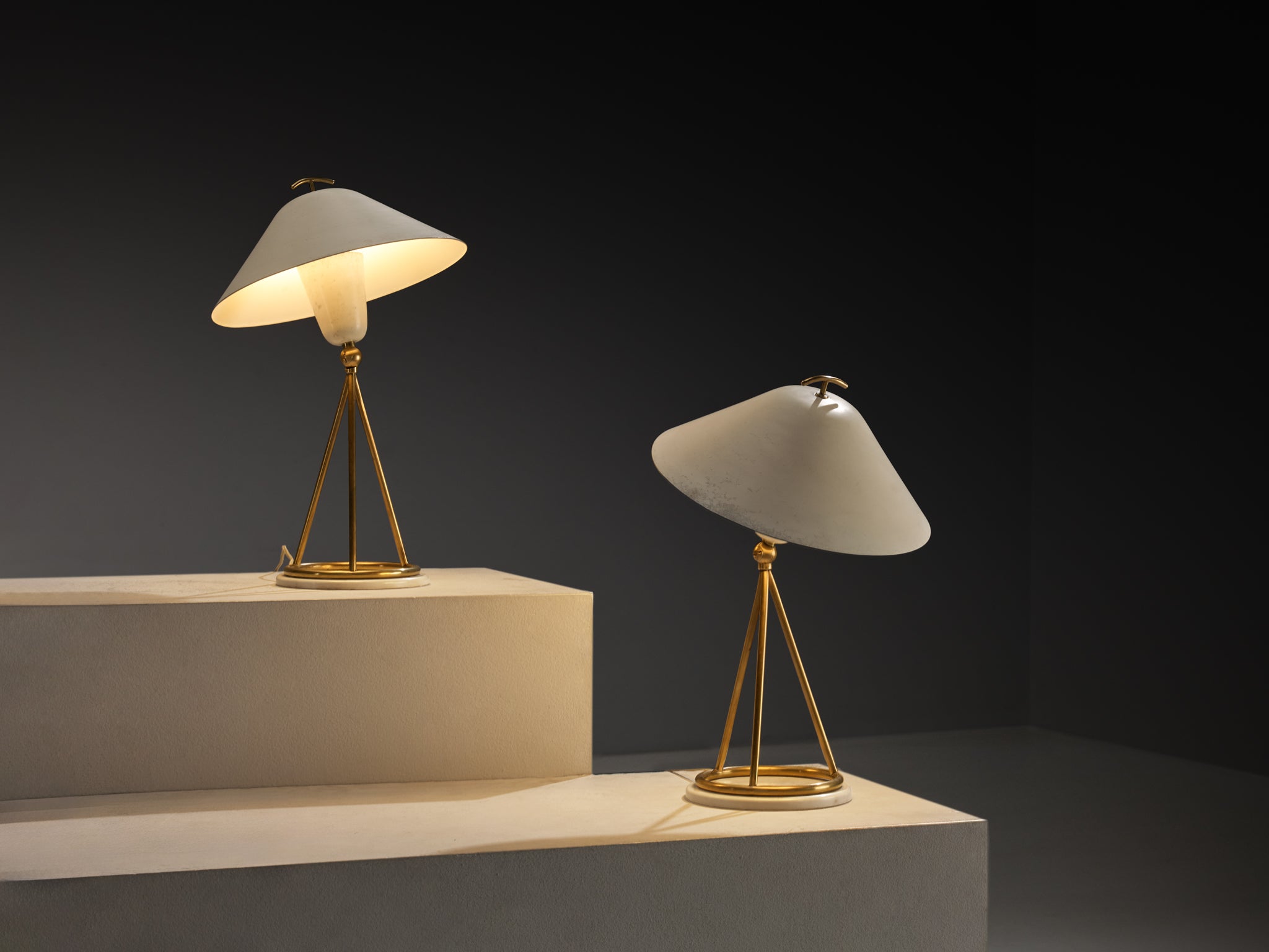 Gino Sarfatti for Arteluce '516' Table Lamps Lighting Morentz
