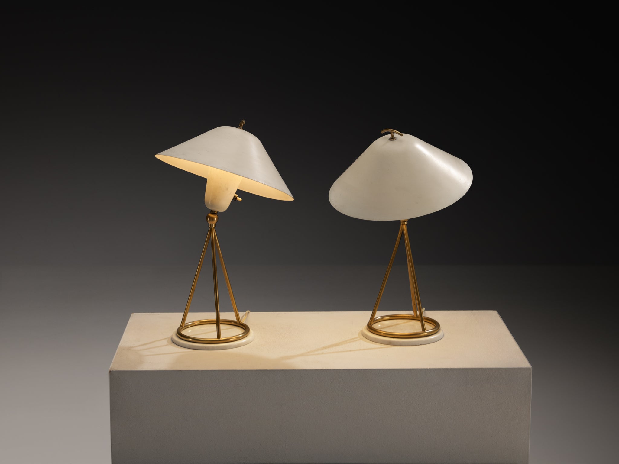 Gino Sarfatti for Arteluce '516' Table Lamps Lighting Morentz