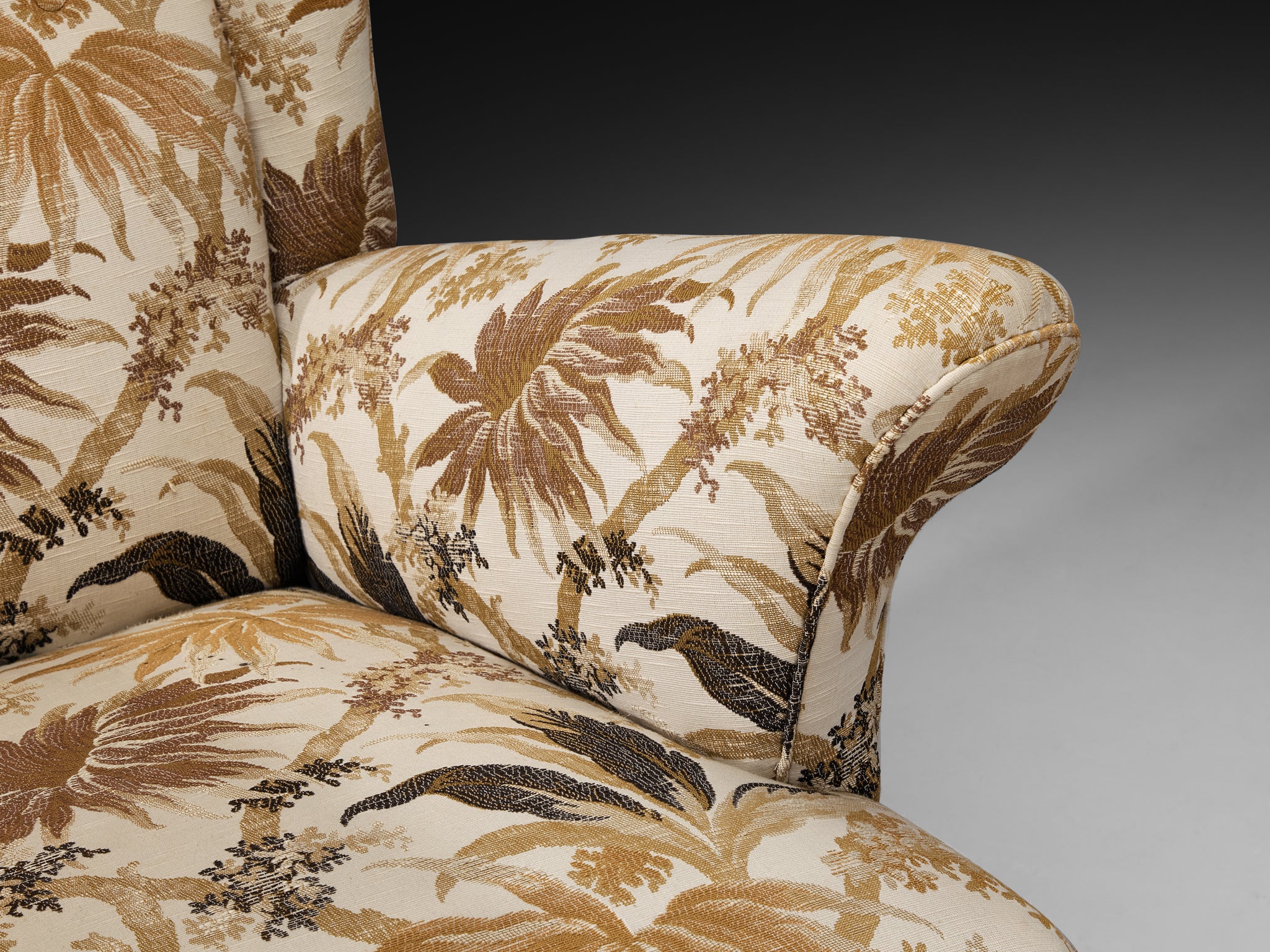 Rare Osvaldo Borsani for Arredamenti Borsani Varedo Easy Chair