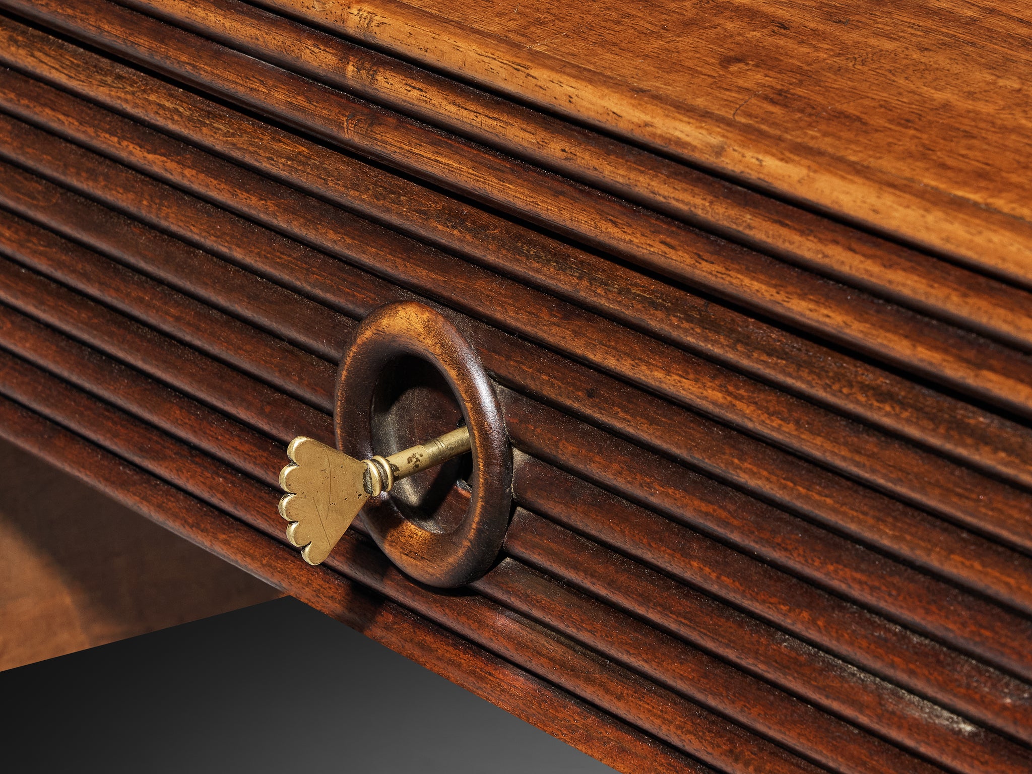 Paolo Buffa for Galdino Maspero Writing Desk in Walnut Tables Morentz