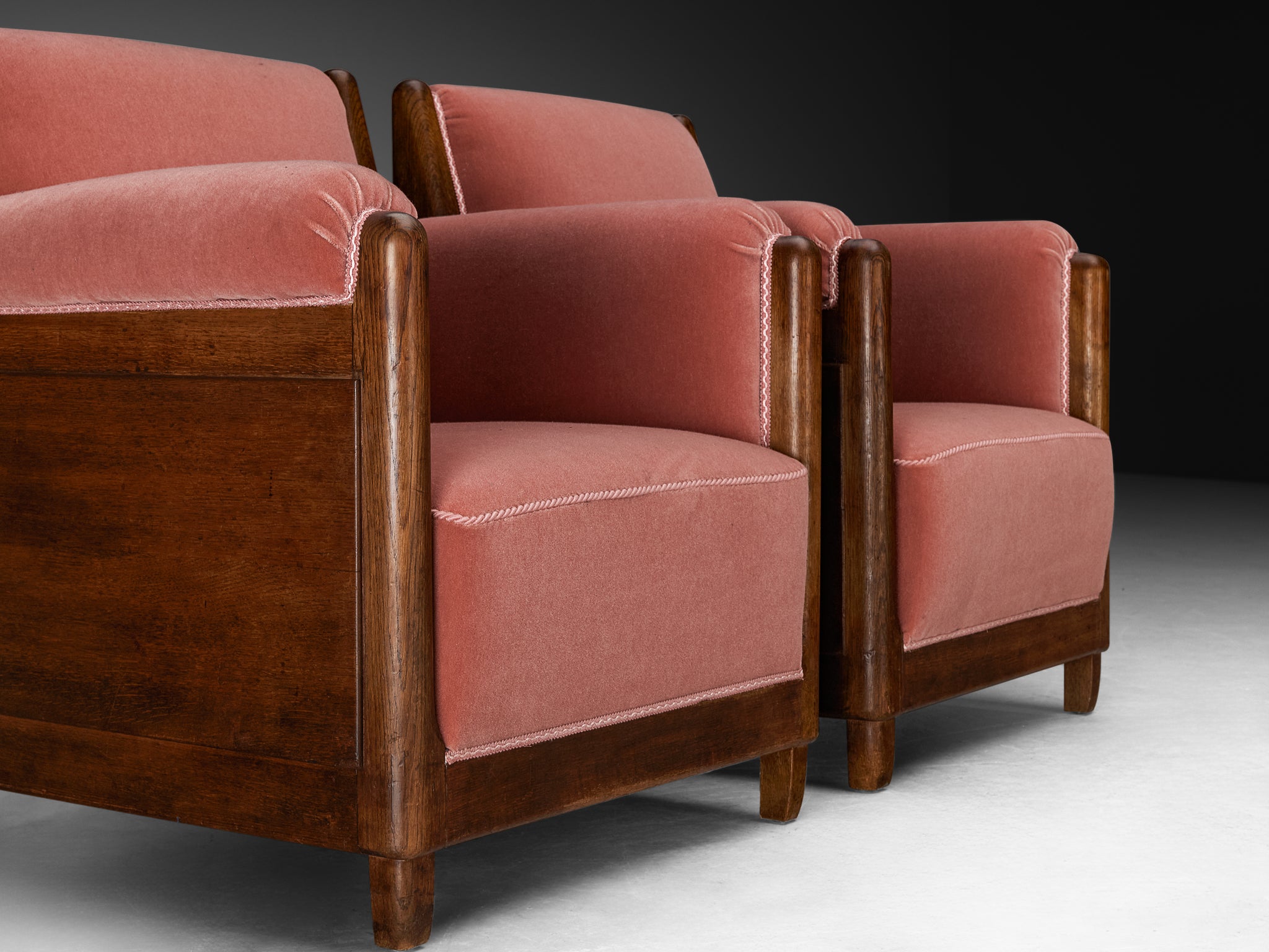 Pair of 1940s Lounge Chairs in Solid Oak and Dusty Pink Mohair Seating Morentz