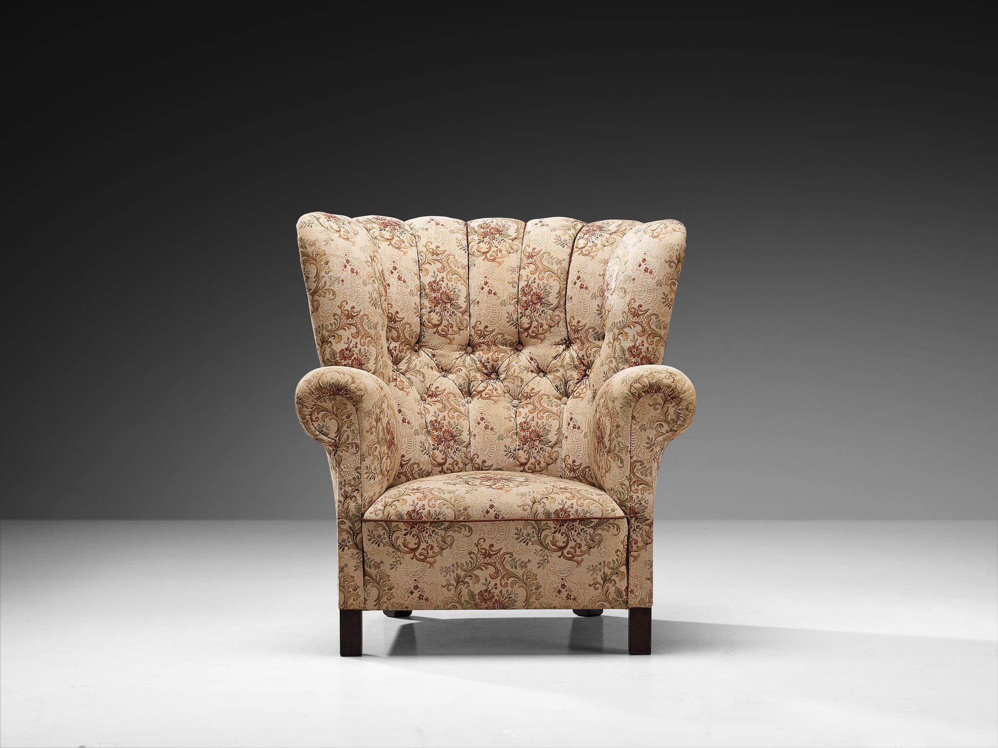 Mid-Century Bulky Lounge Chair in Patterned Upholstery Seating Morentz