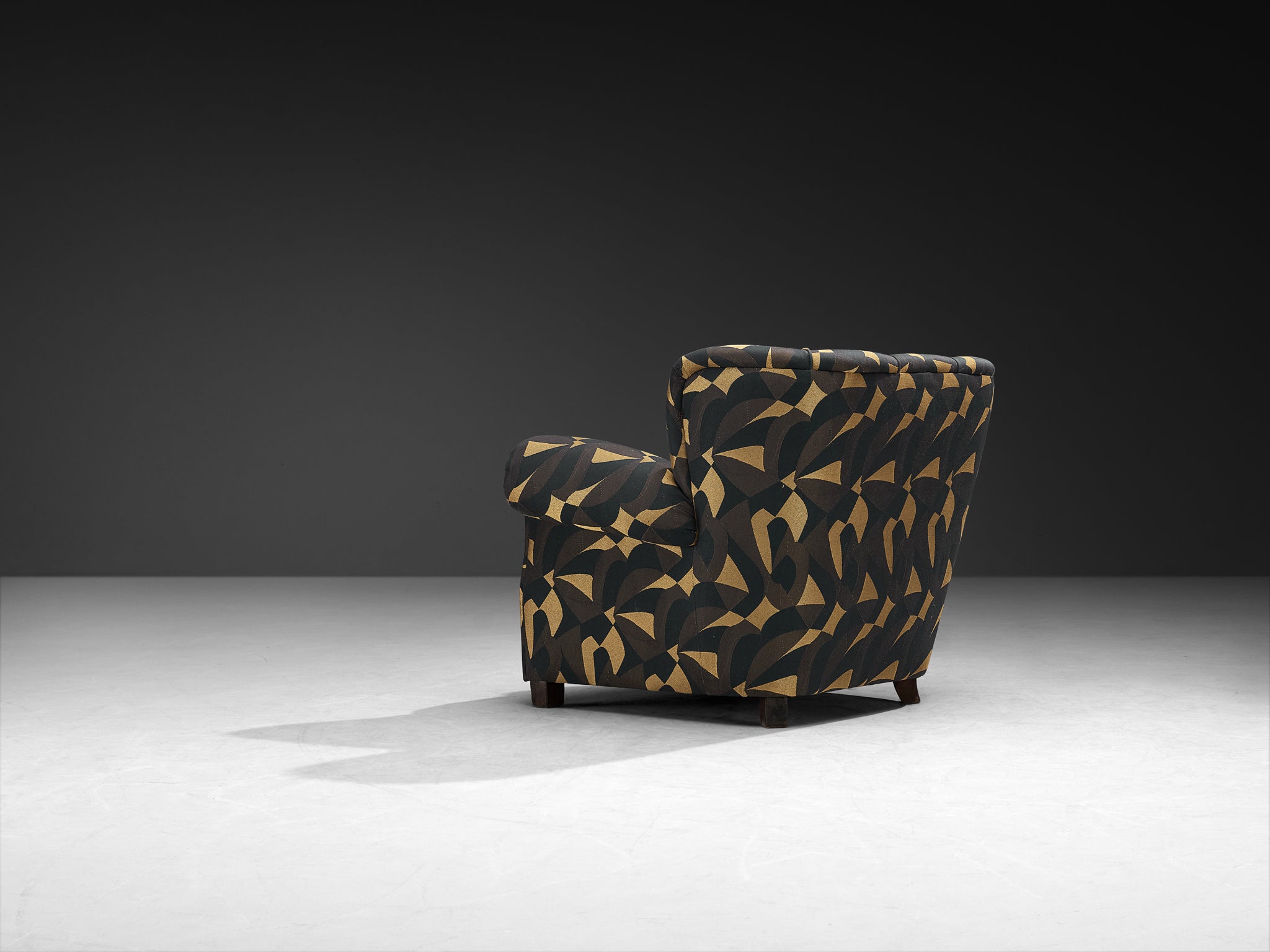 Mid-Century Newly Upholstered Bulky Lounge Chair in Black/Gold Fabric Seating Morentz