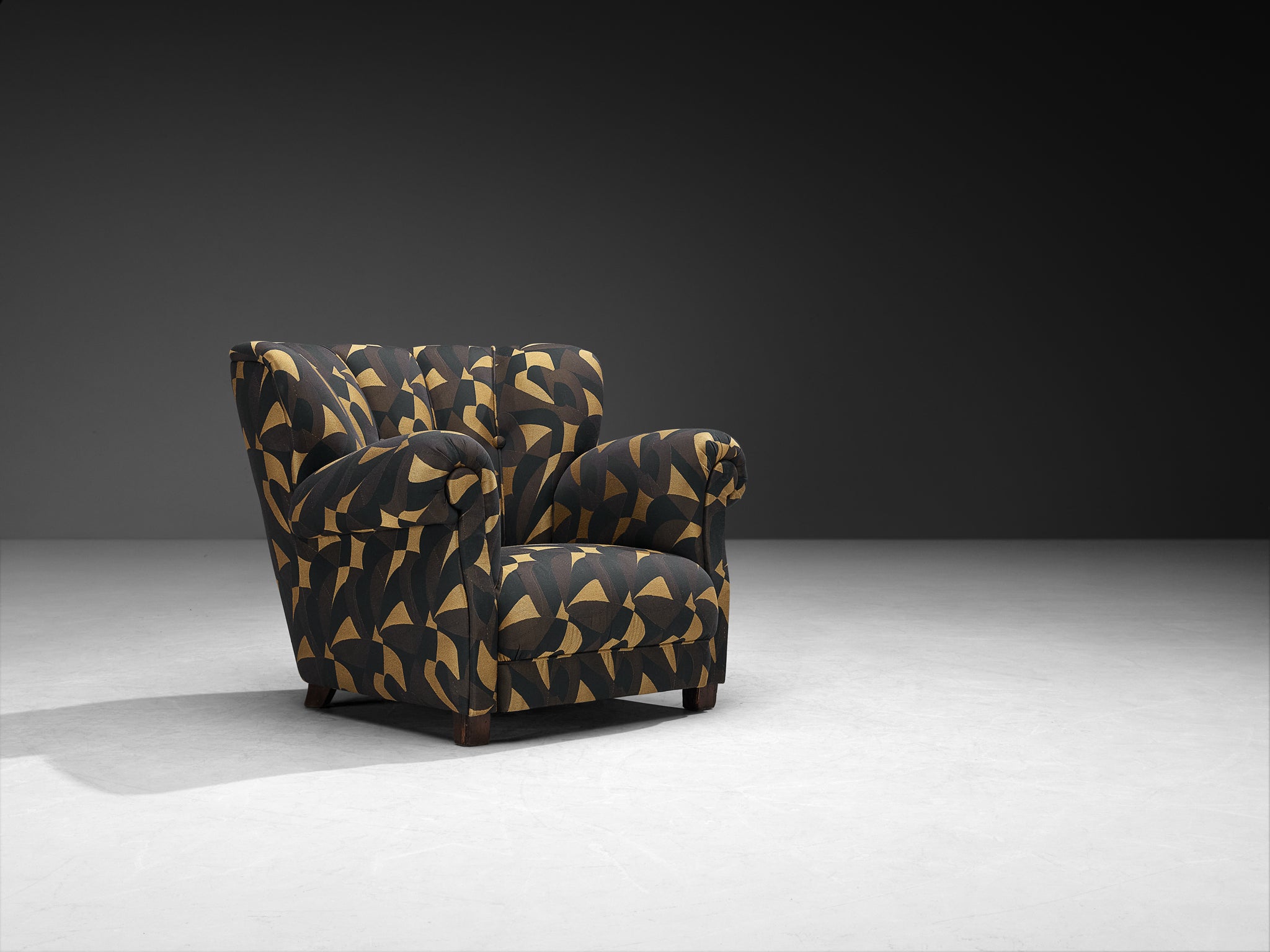 Mid-Century Newly Upholstered Bulky Lounge Chair in Black/Gold Fabric Seating Morentz