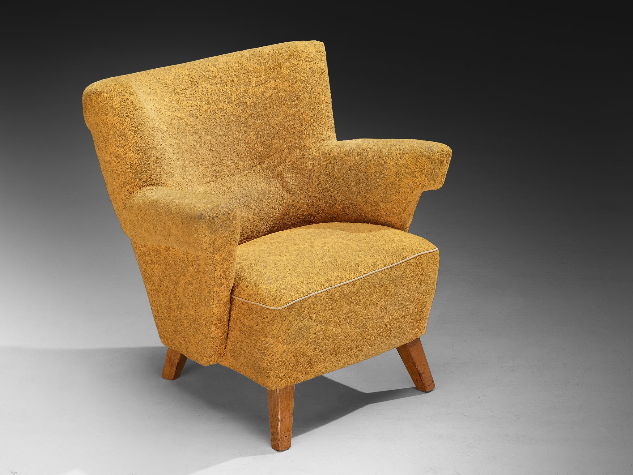 Mid-Century Lounge Chair in Yellow Fabric and Beech Seating Morentz