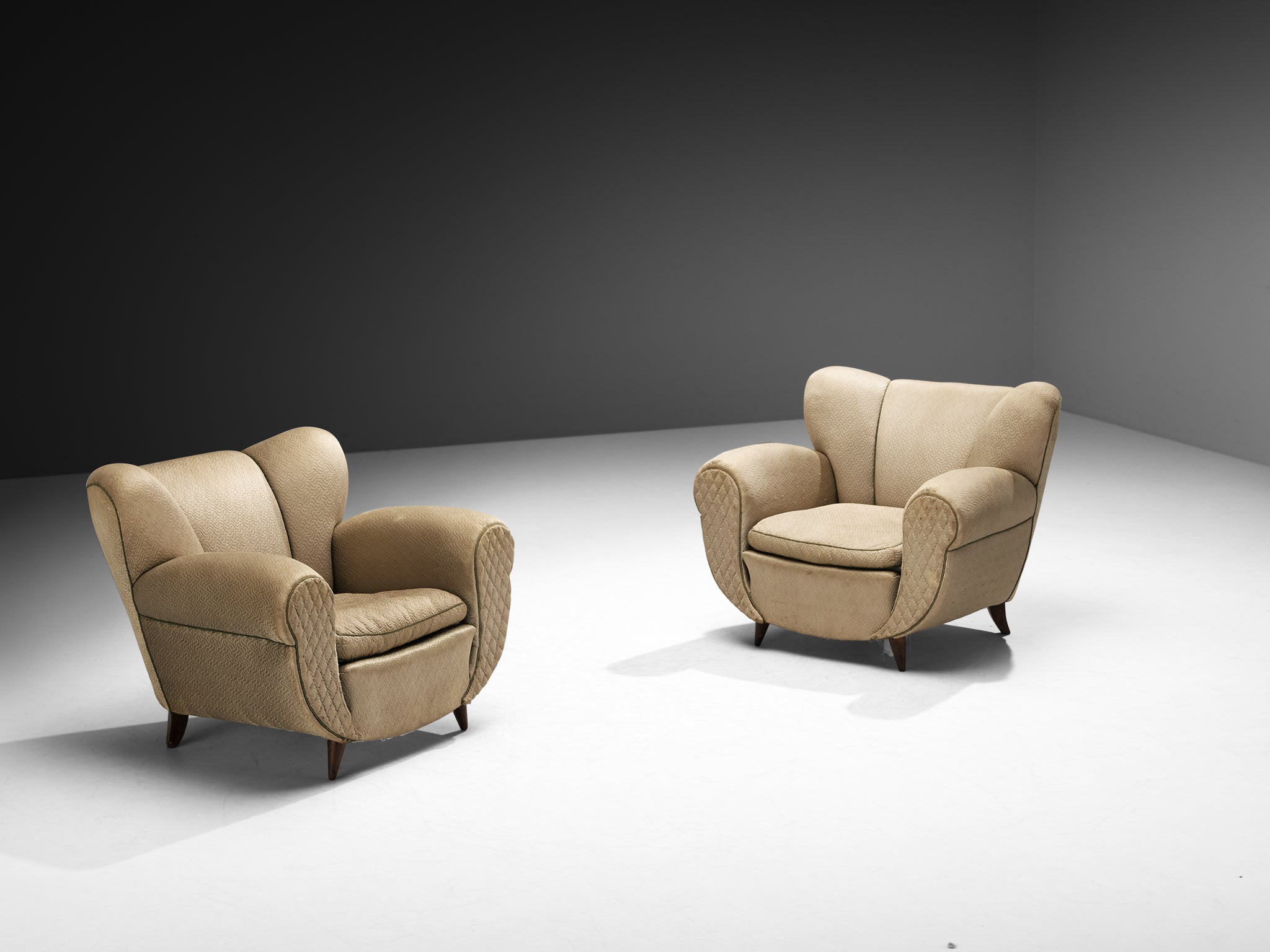 Pair of Beech Lounge Chairs with Elegant Tapered Feet 1950s Seating Morentz