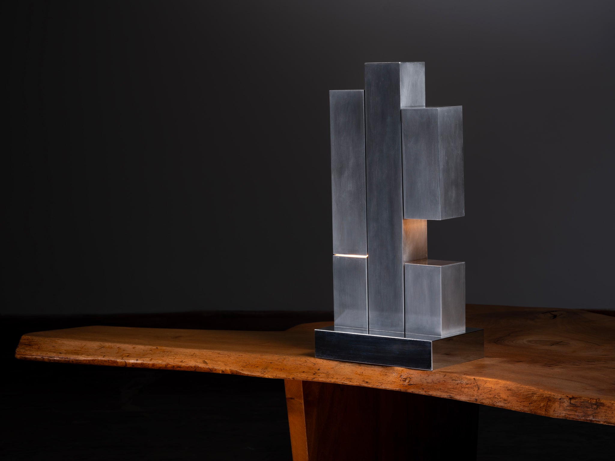 Innocente Gandini for Arredoluce 'Scultura' Table Lamp in Metal