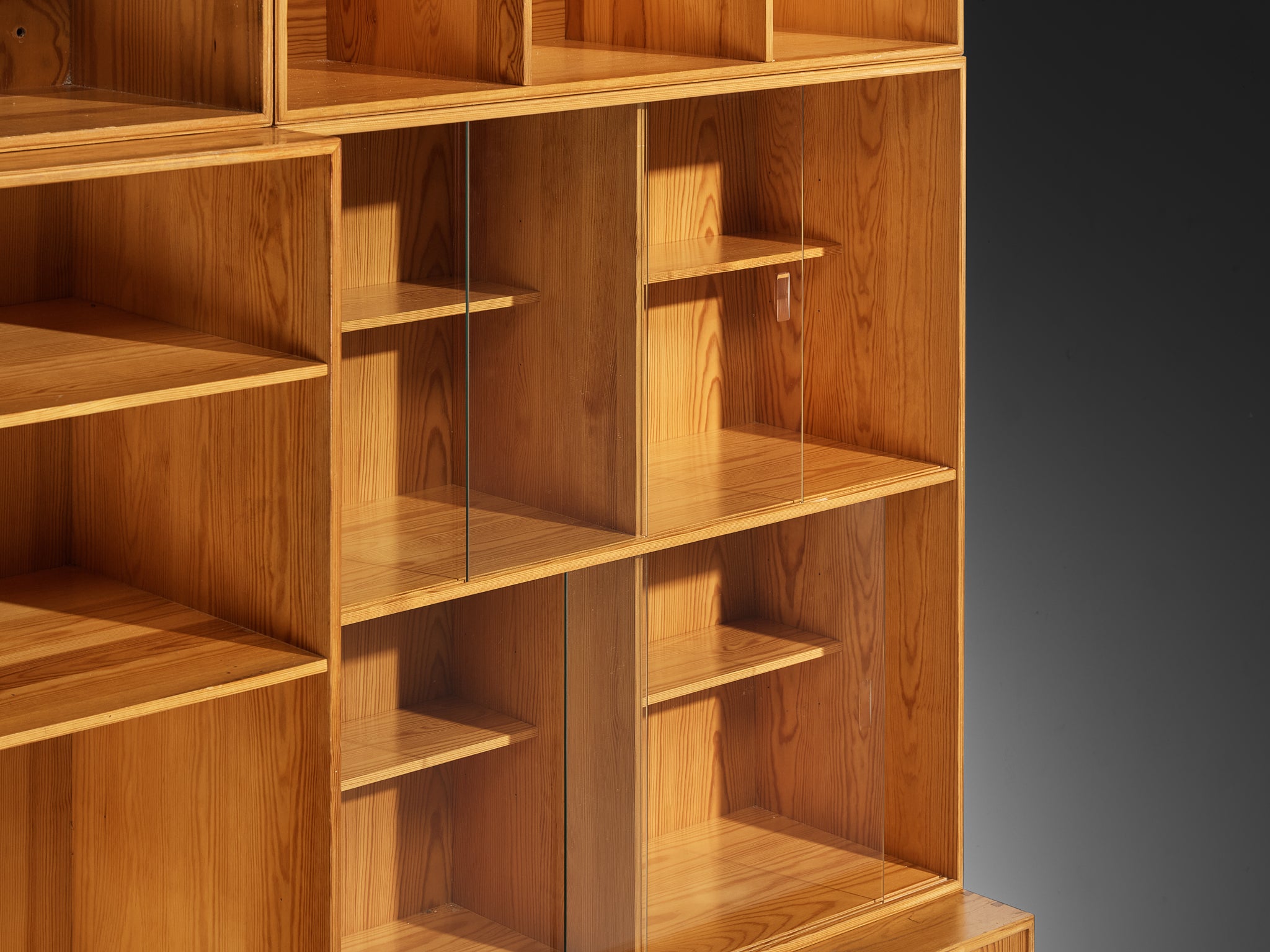 Mogens Koch for Rud Radmussen Modular Bookcase in Pine Case pieces and storage cabinets Morentz