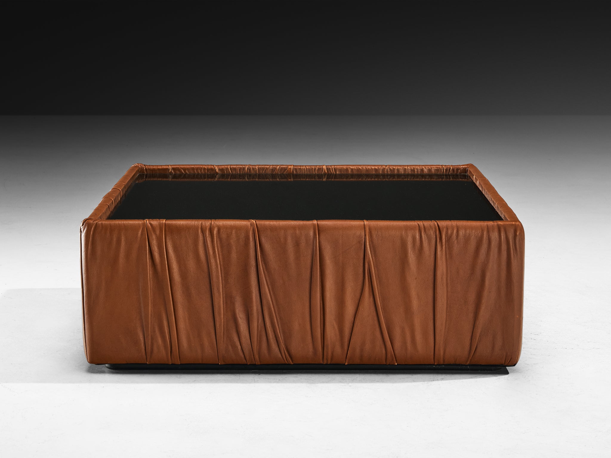 Seven Salotti Italian Coffee Table in Brown Leather and Black Glass Tables Morentz