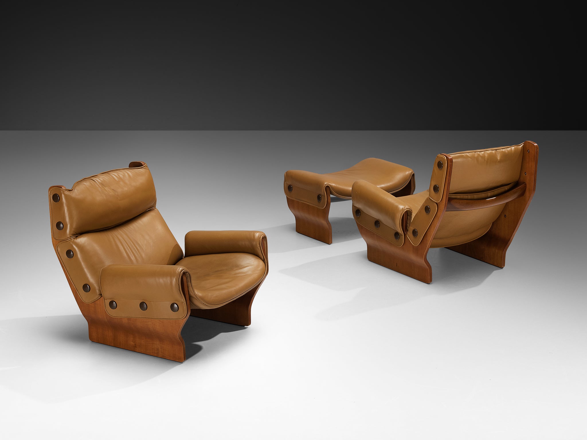 Osvaldo Borsani for Tecno 'Canada' Lounge Chairs and Ottoman Seating Morentz