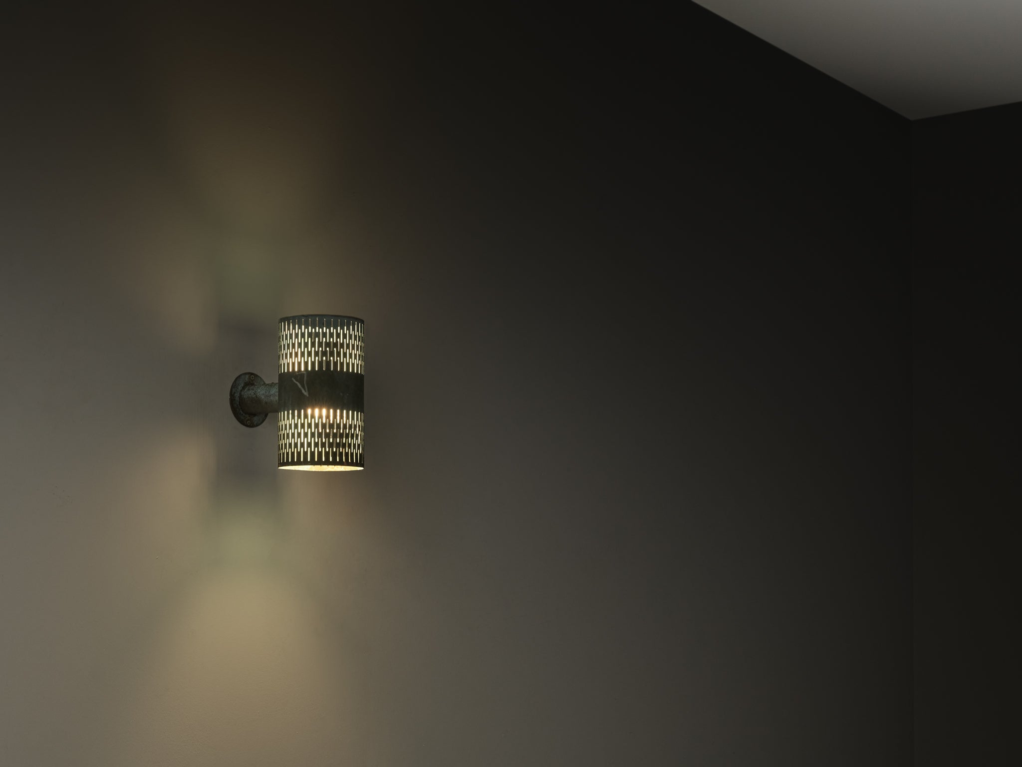 Hans Bergström for Ateljé Lyktan Wall Light in Patinated Copper Lighting Morentz