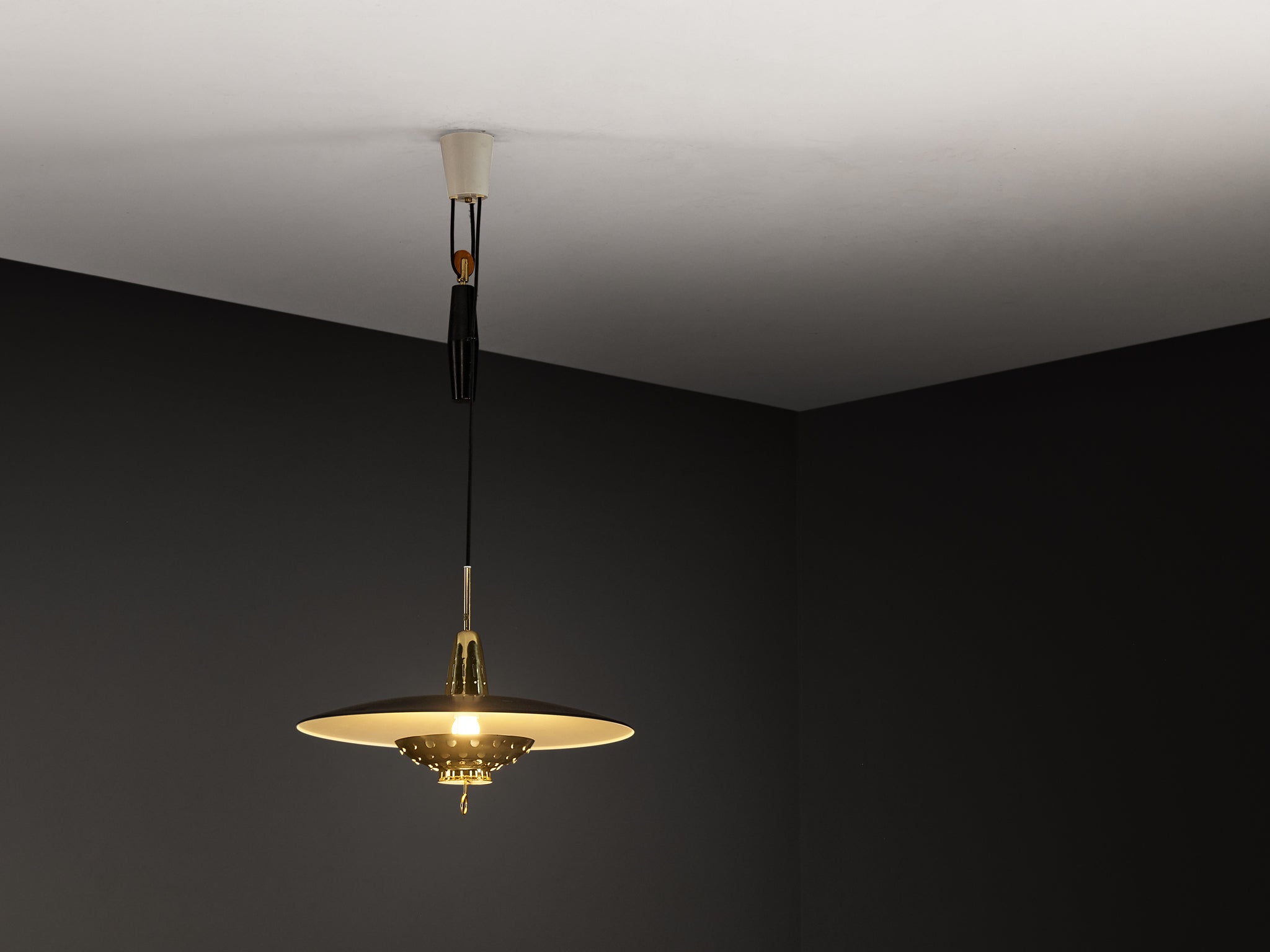Boréns Swedish Pendant Light in Brass with Counterweight Lighting Morentz