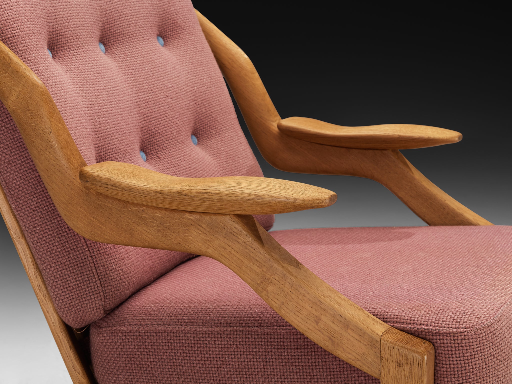 Guillerme & Chambron 'Gregoire' Lounge Chair in Solid Oak and Dusty Rose Wool Seating Morentz
