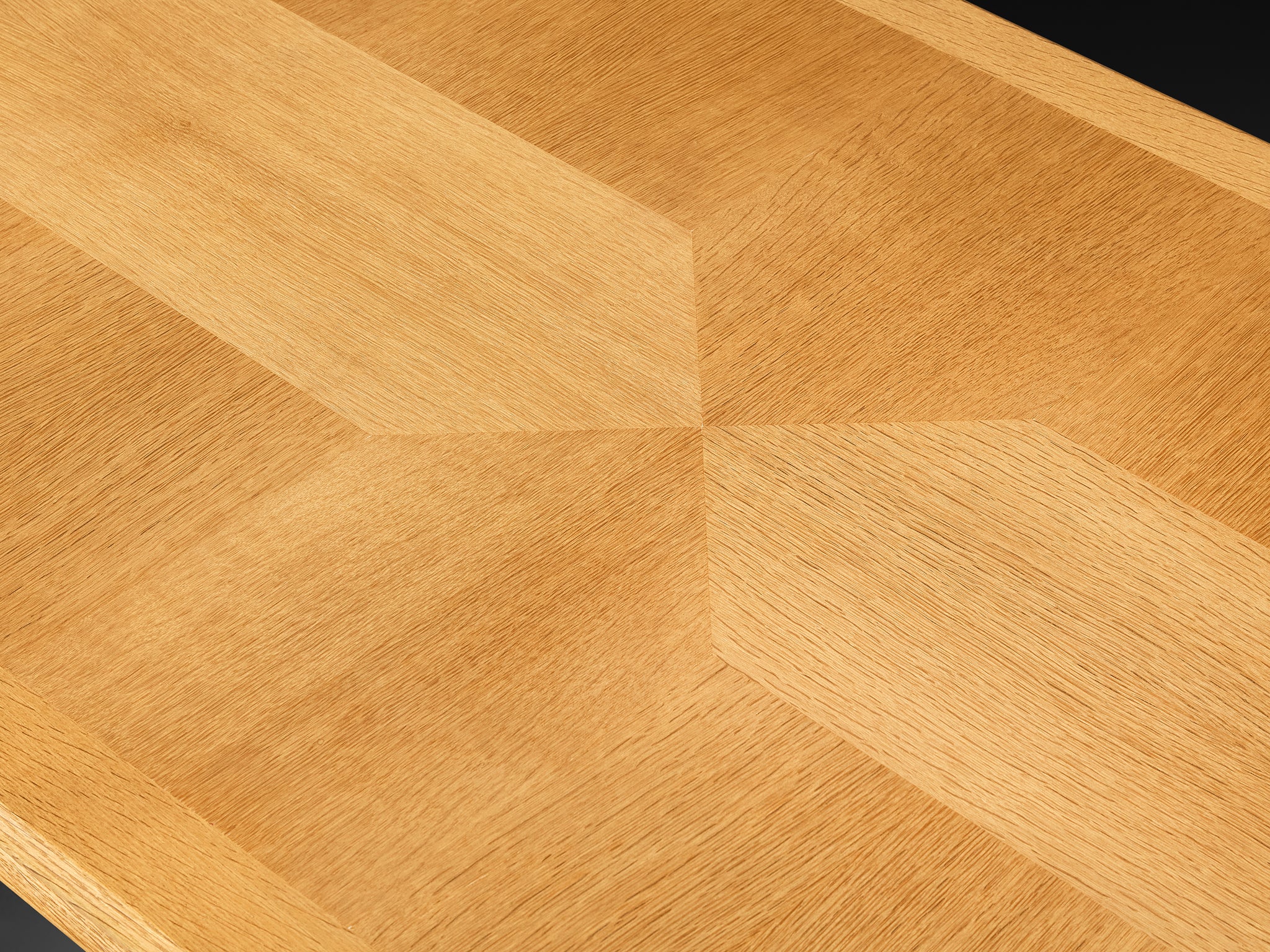 Guillerme & Chambron Extendable 'L'Italienne' Dining Table in Solid Oak Tables Morentz