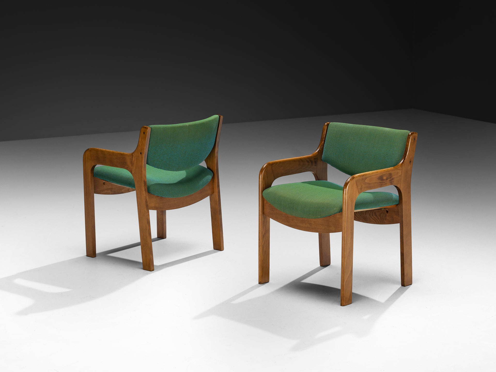 Elegant Italian Mid-Century Set of Sixteen Dining Chairs with Curved Frames in Wood Seating Morentz