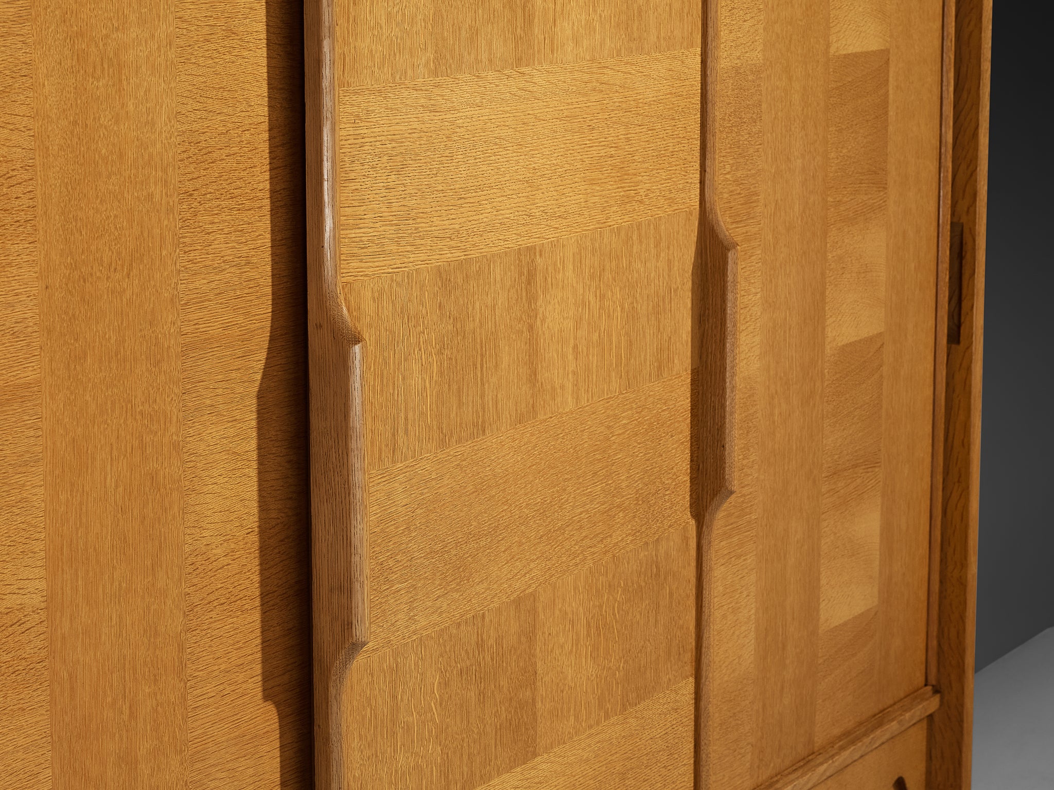 Guillerme & Chambron for Votre Maison Wardrobe in Oak Case pieces and storage cabinets Morentz
