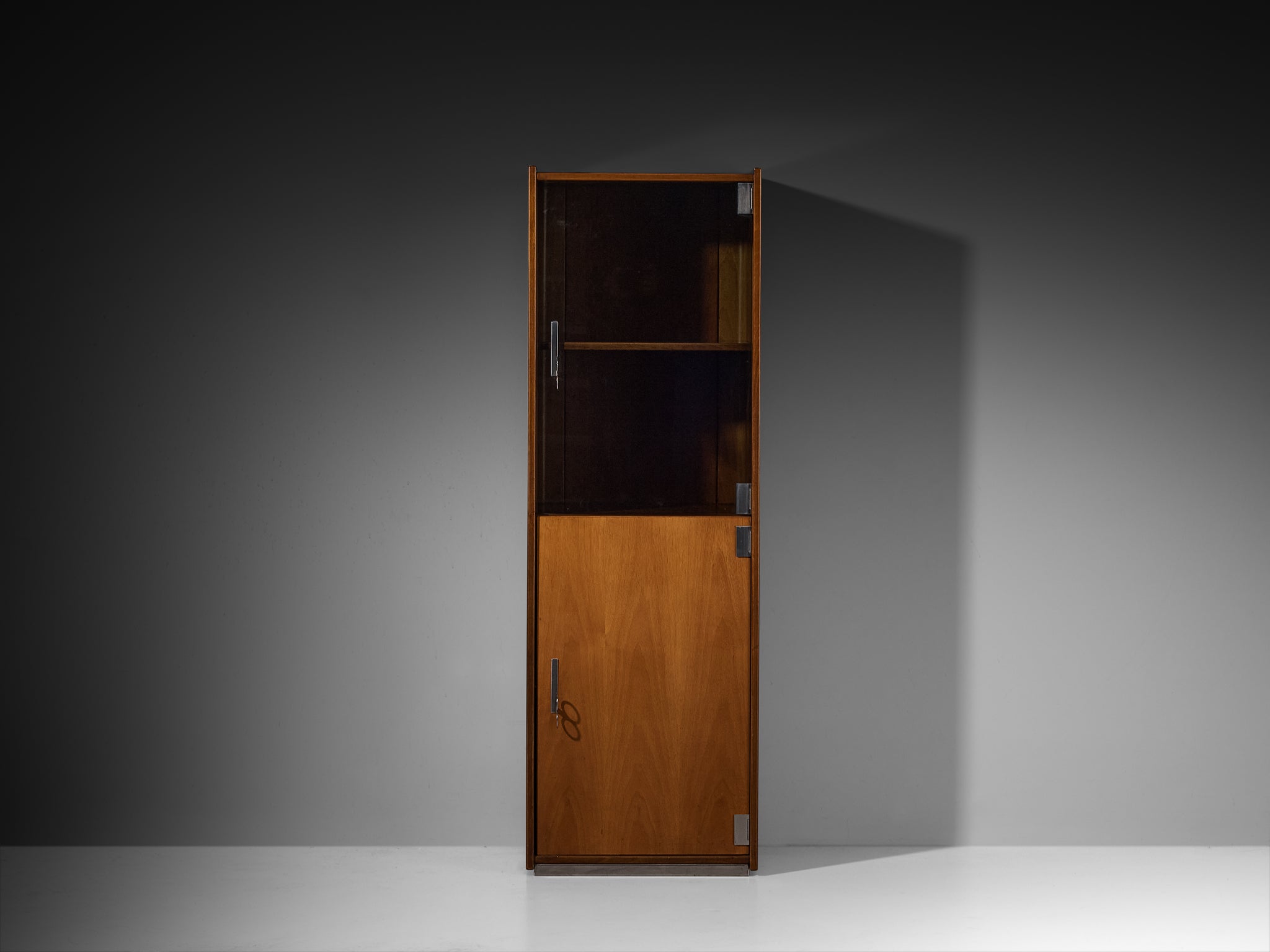 Vittorio Introini for Saporiti Cabinet in Walnut Case pieces and storage cabinets Morentz