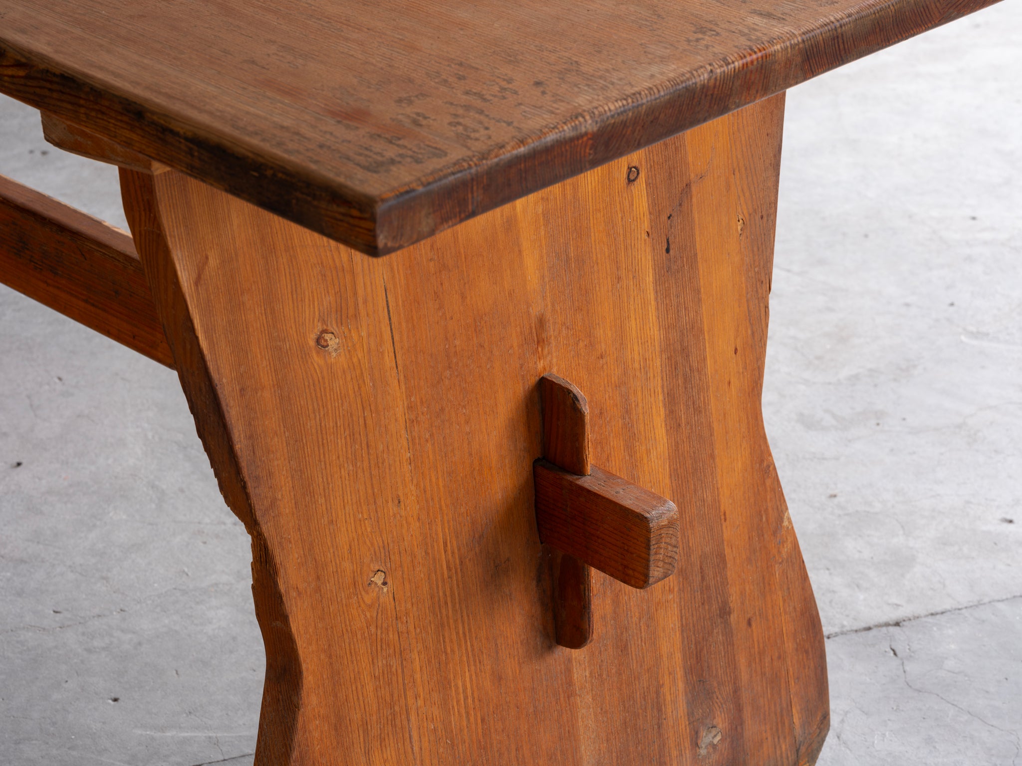 1950s Sculptural French Chalet Set of Carved Tables and Chairs in Solid Pine