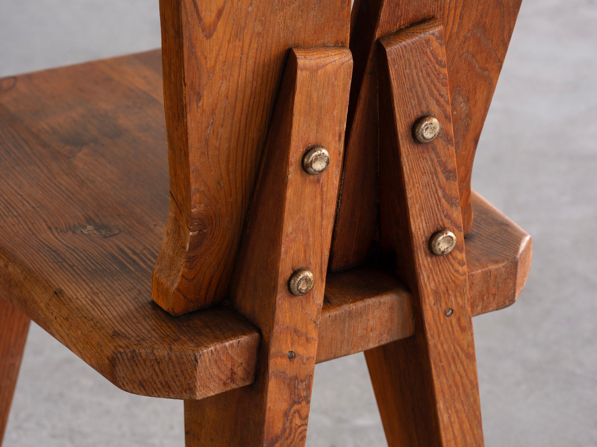 1950s Sculptural French Chalet Set of Eight Carved Chairs in Solid Pine Seating Morentz