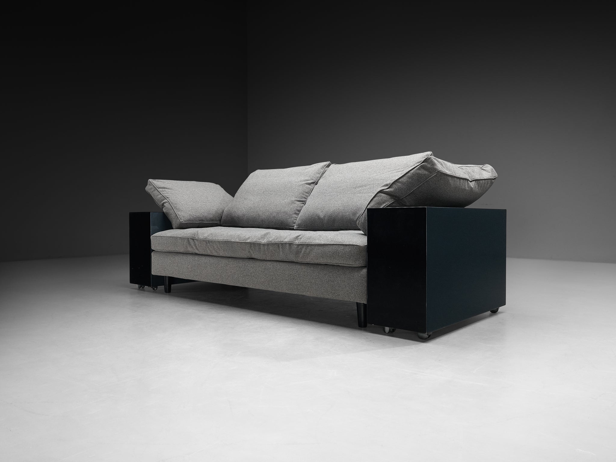 Eileen Gray 'Lota' Sofa in High Gloss Lacquered Wood Seating Morentz