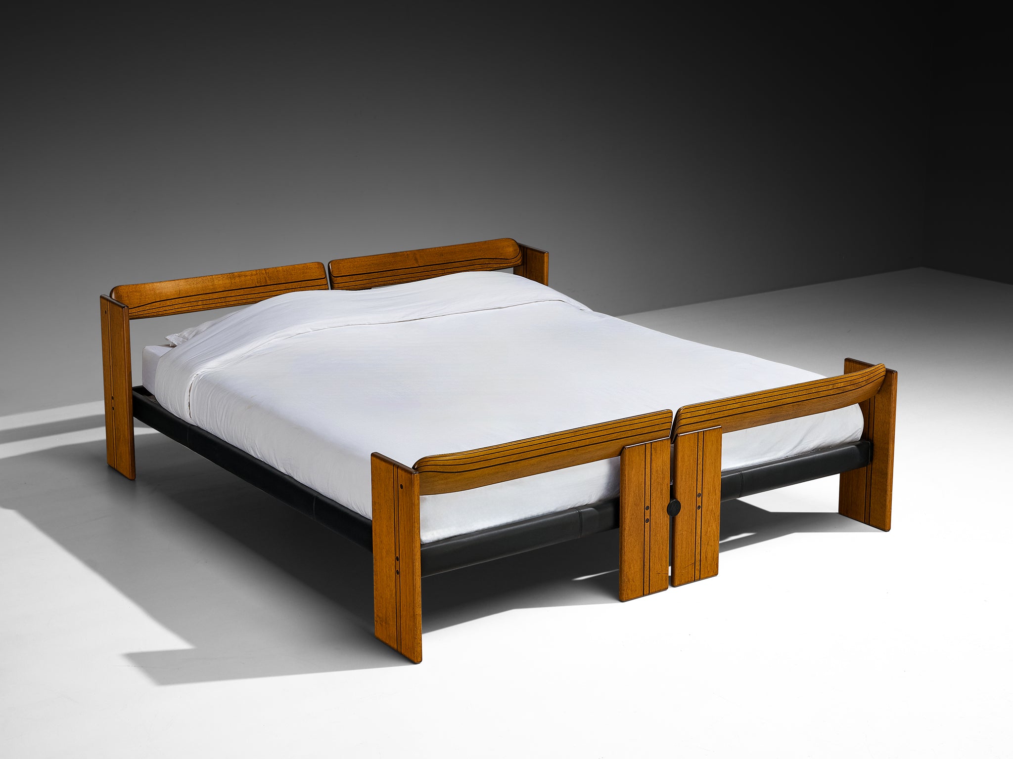 Afra & Tobia Scarpa for Maxalto Artona King Bed with Nightstands More Furniture and Collectibles Morentz