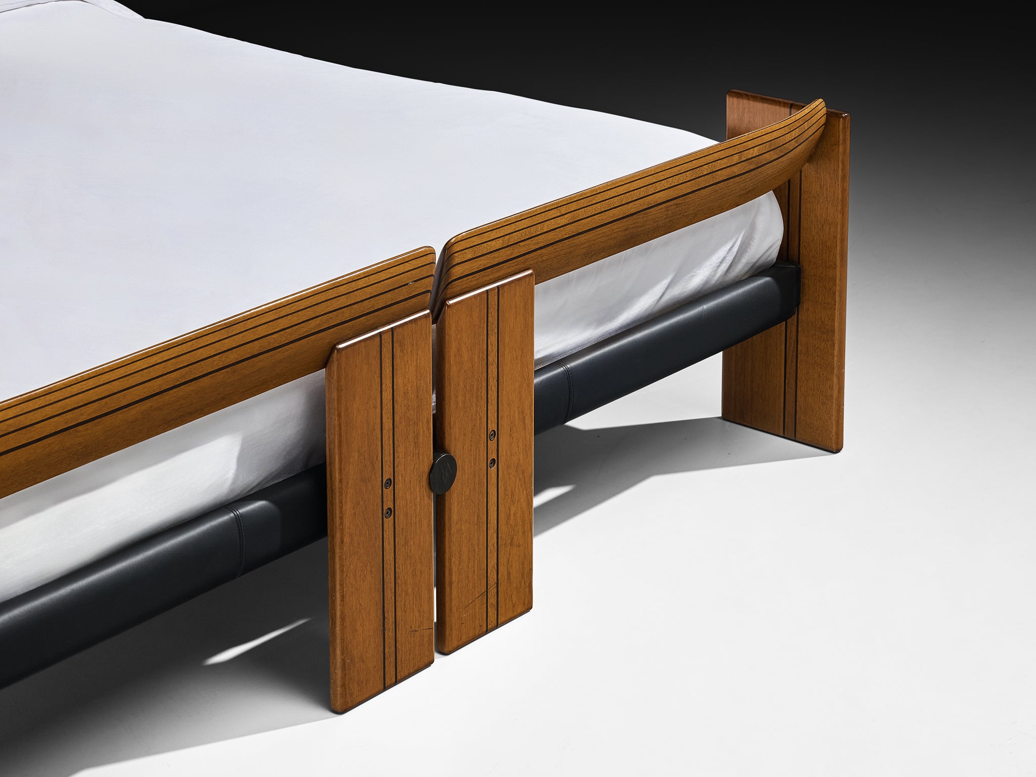 Afra & Tobia Scarpa for Maxalto Artona King Bed with Nightstands More Furniture and Collectibles Morentz