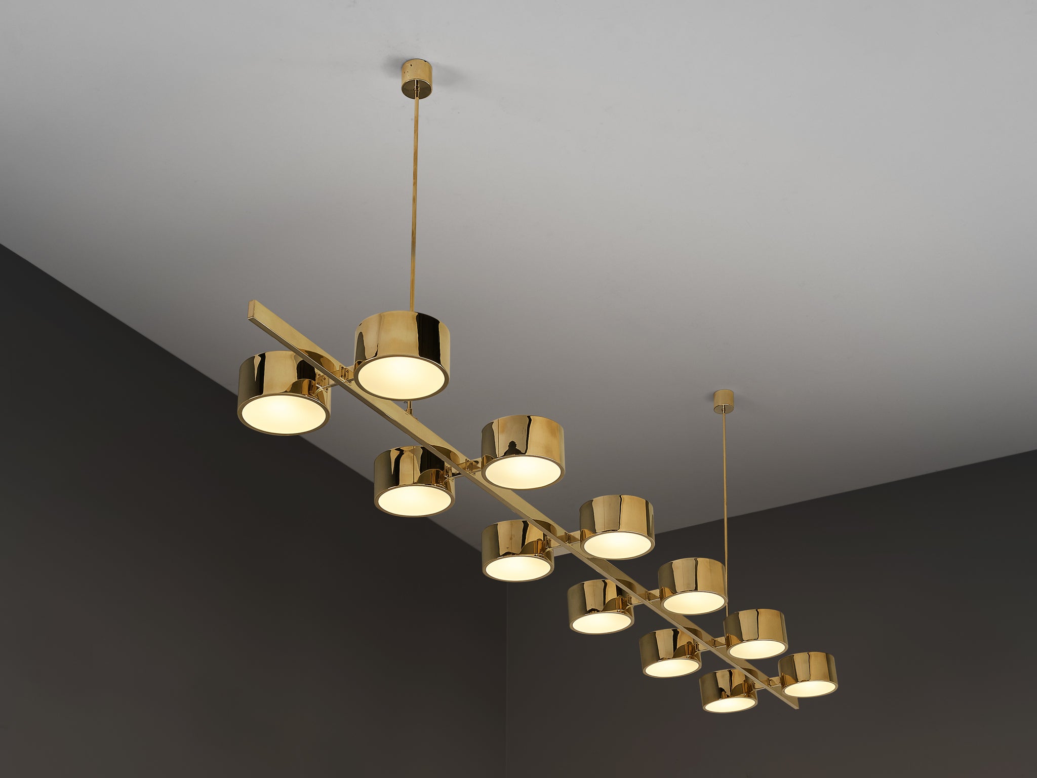 Hans-Agne Jakobsson 'T 261/12' Chandelier in Brass Lighting Morentz