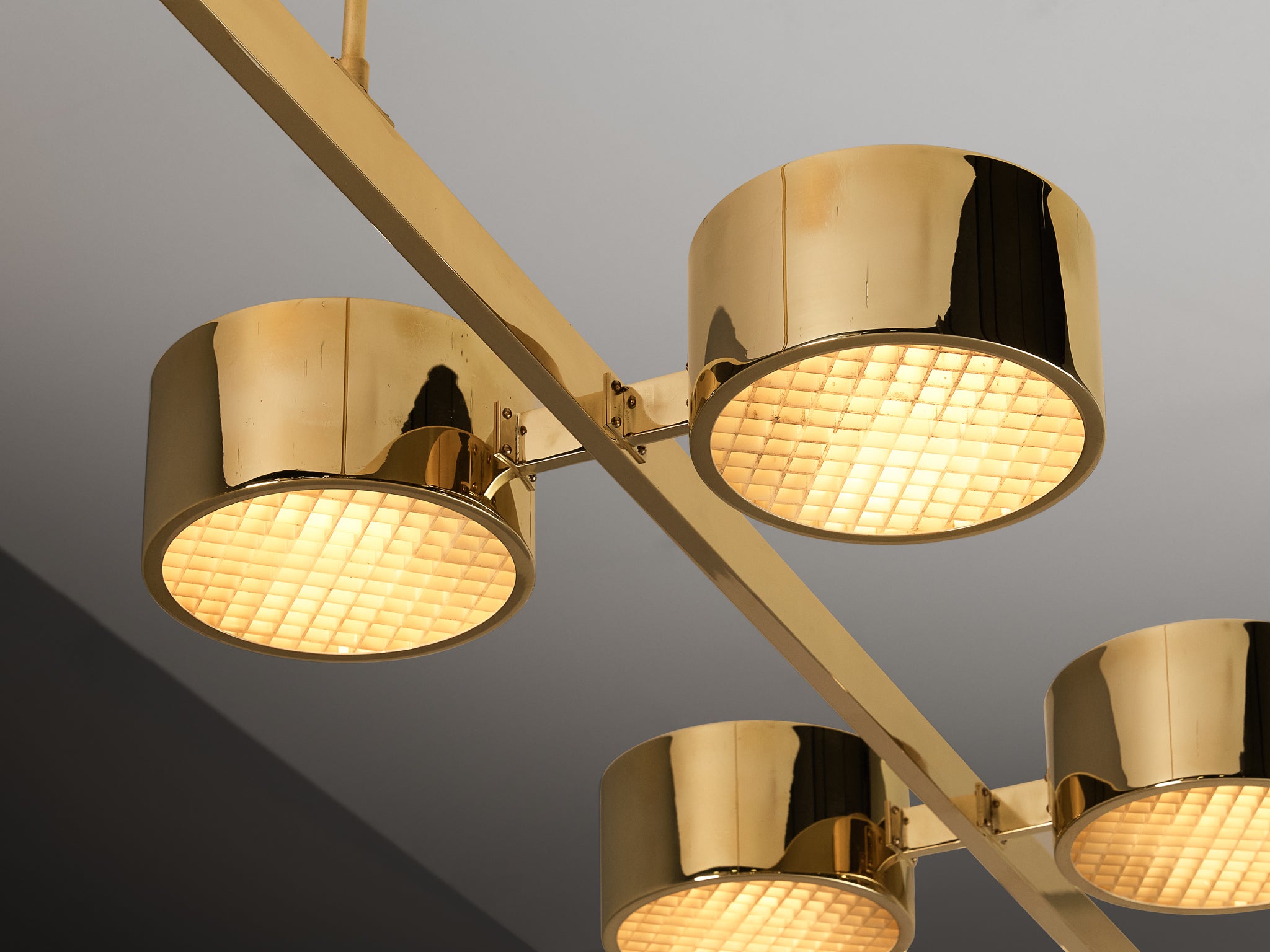 Hans-Agne Jakobsson 'T 261/12' Chandelier in Brass Lighting Morentz