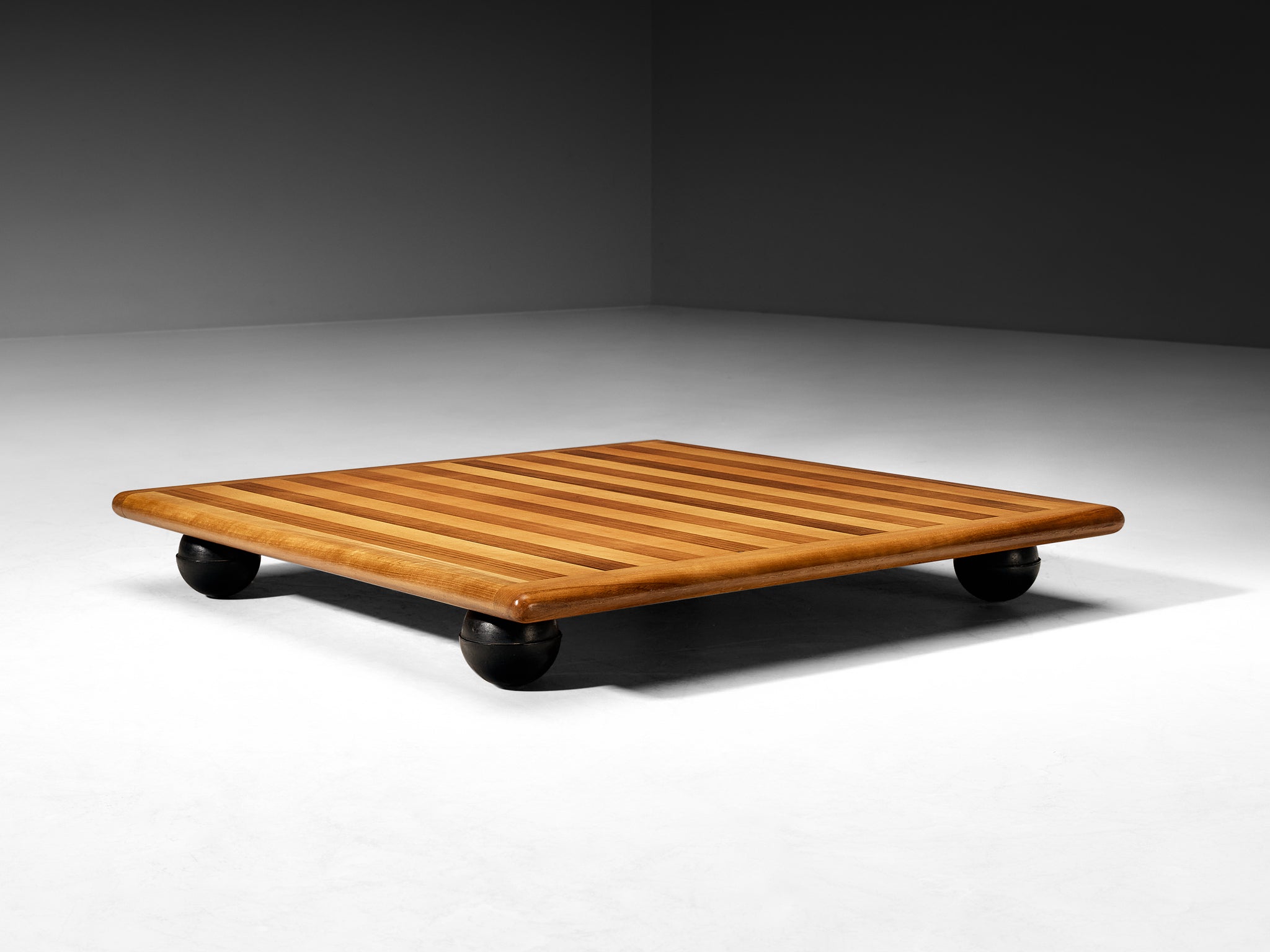 Mario Bellini for Cassina 'Pianura' Low Coffee Table in Walnut Tables Morentz