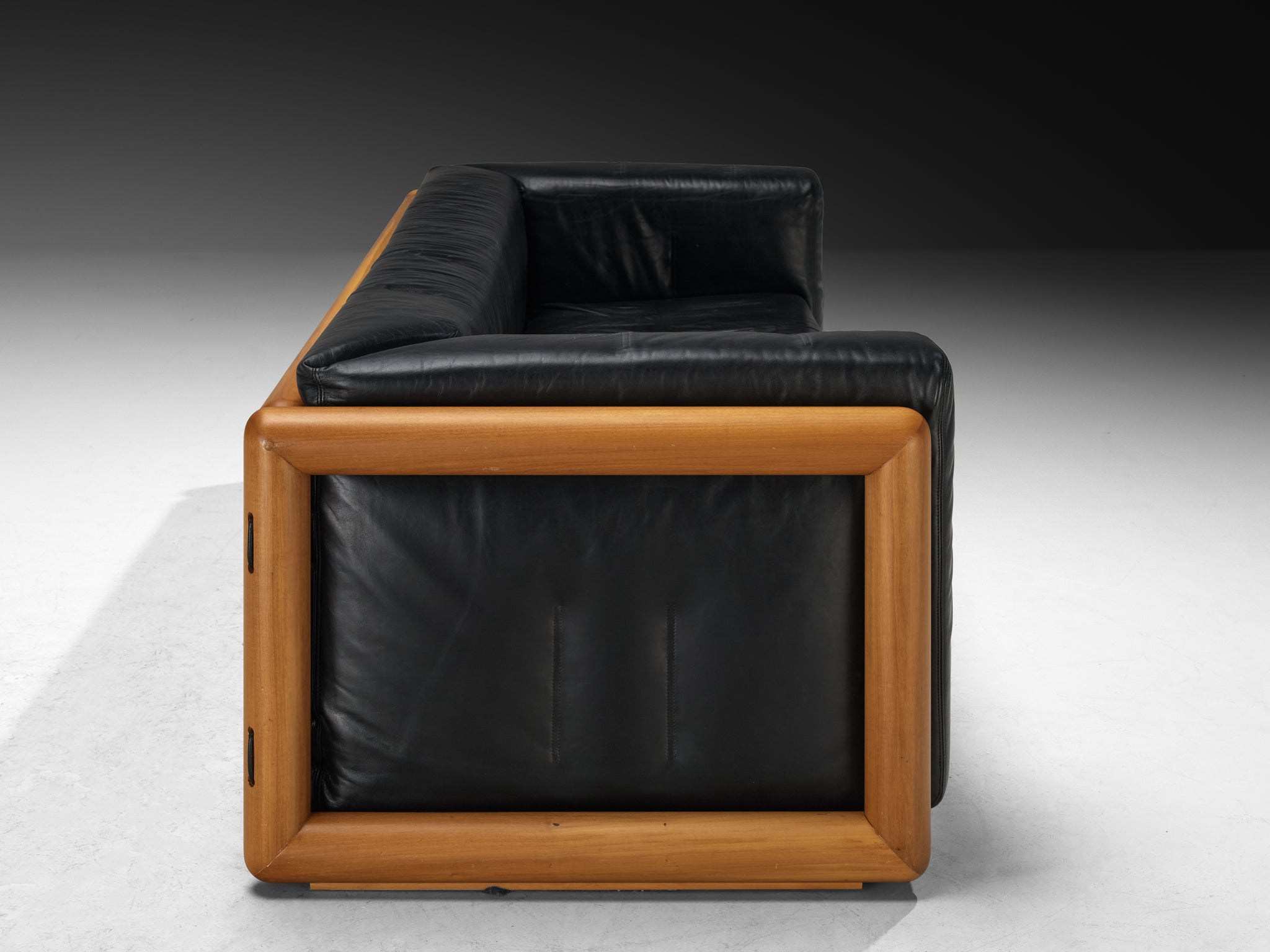 Carlo Scarpa for Simon 'Cornaro' Three-Seat Sofas in Black Leather Seating Morentz