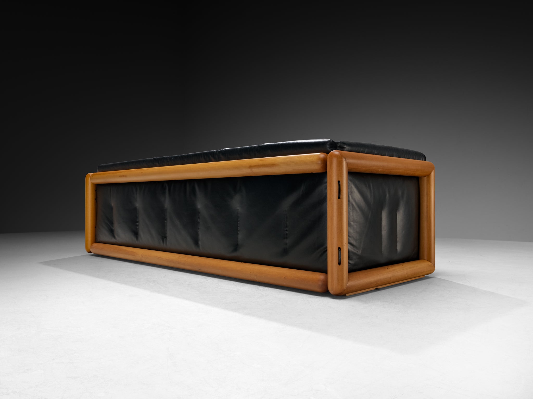 Carlo Scarpa for Simon 'Cornaro' Three-Seat Sofas in Black Leather Seating Morentz