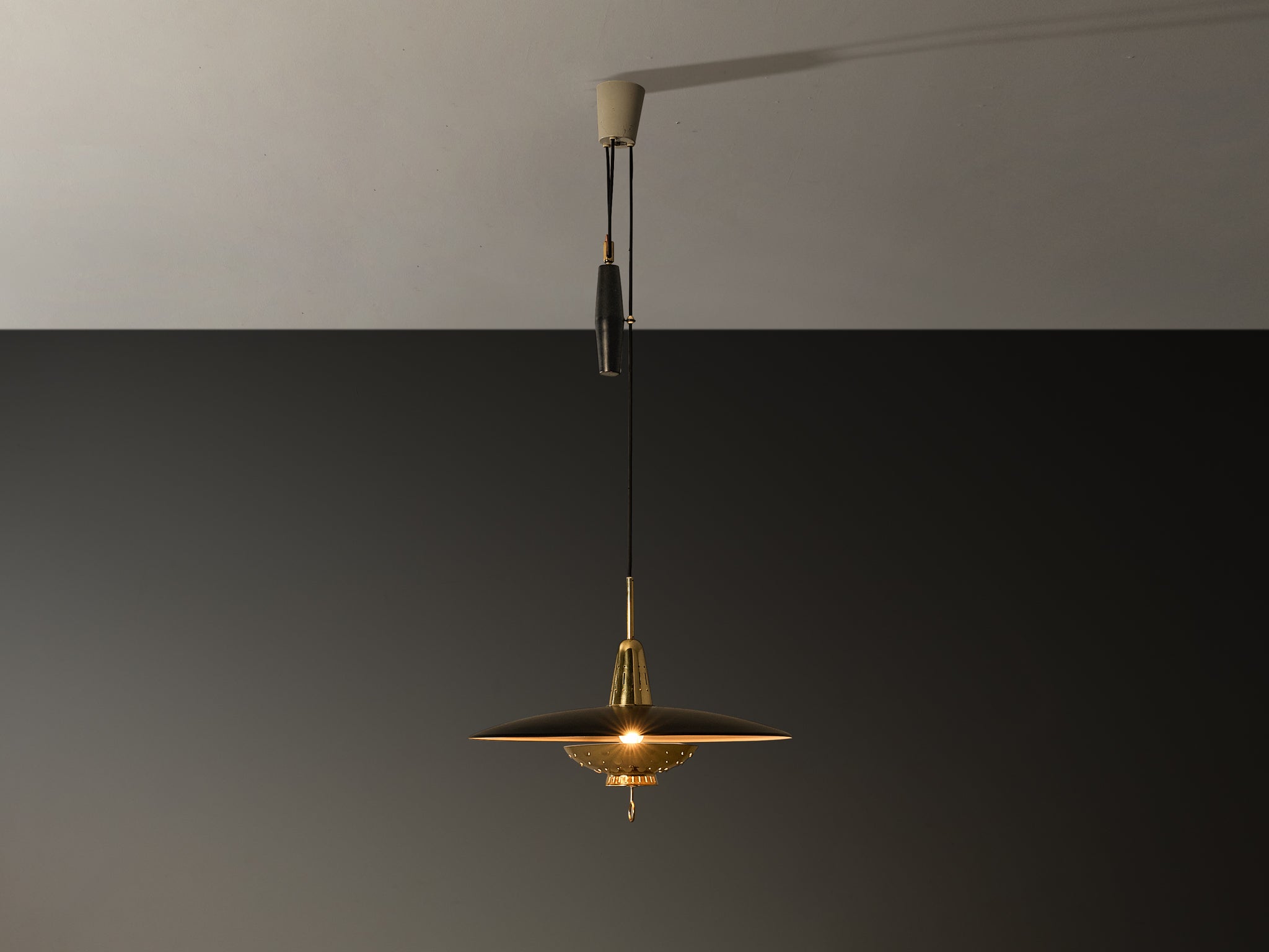Boréns Swedish Pendant Light in Brass with Counterweight Lighting Morentz