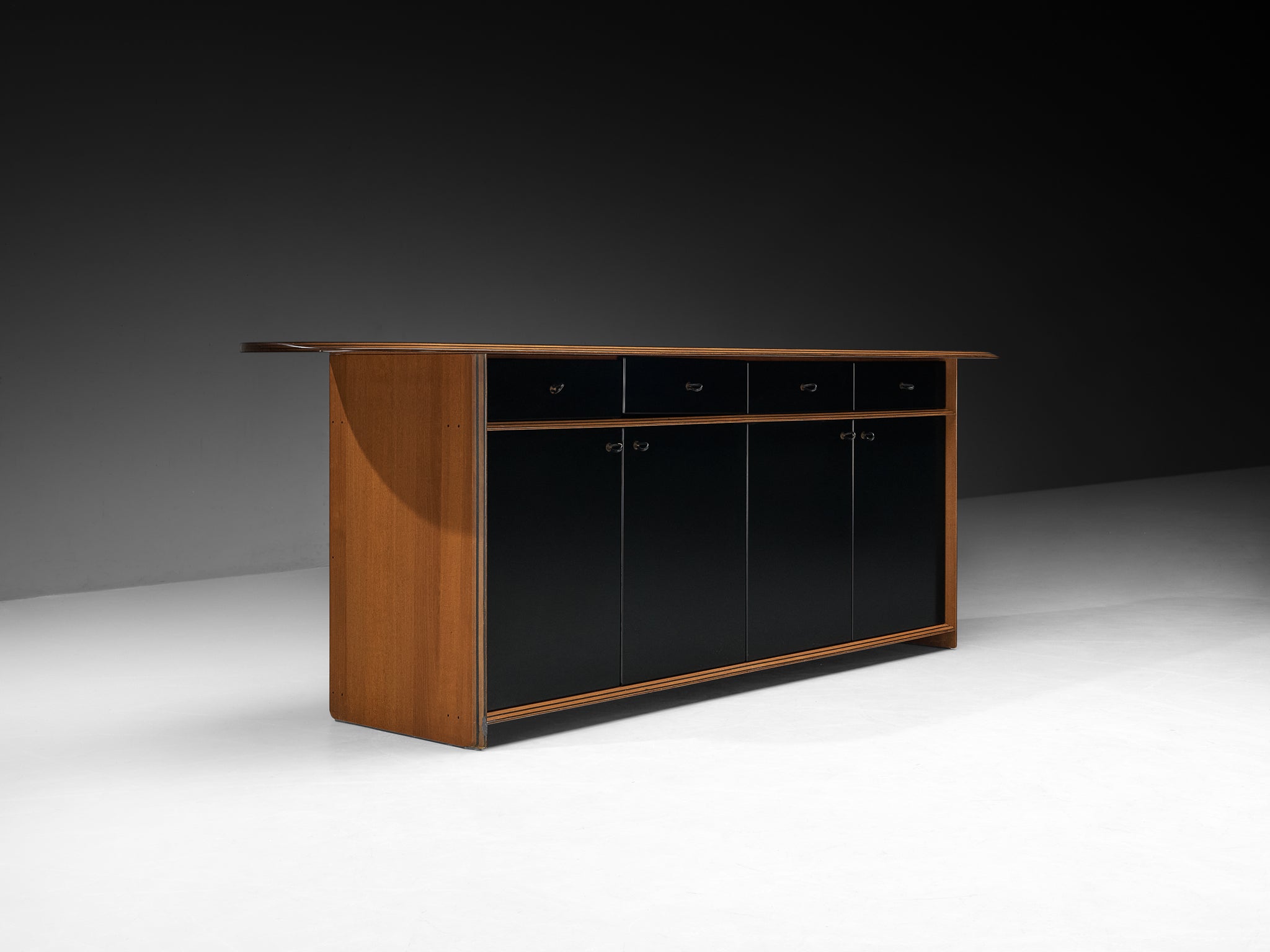 Afra & Tobia Scarpa for Maxalto 'Artona' Sideboard in Black Leather and Walnut Case pieces and storage cabinets Morentz