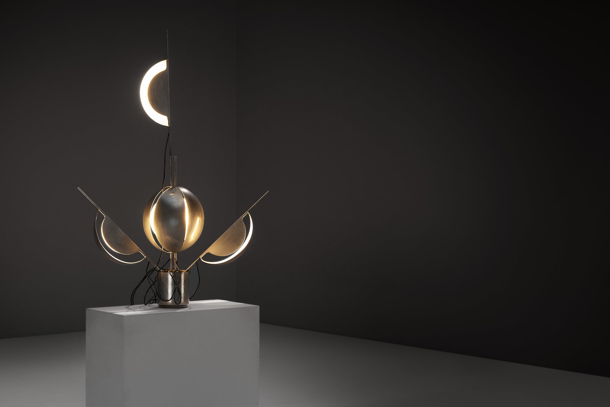 Jean-Pierre Vitrac for Verre Lumière 'Flower' Lamp with Movable Petals in Metal