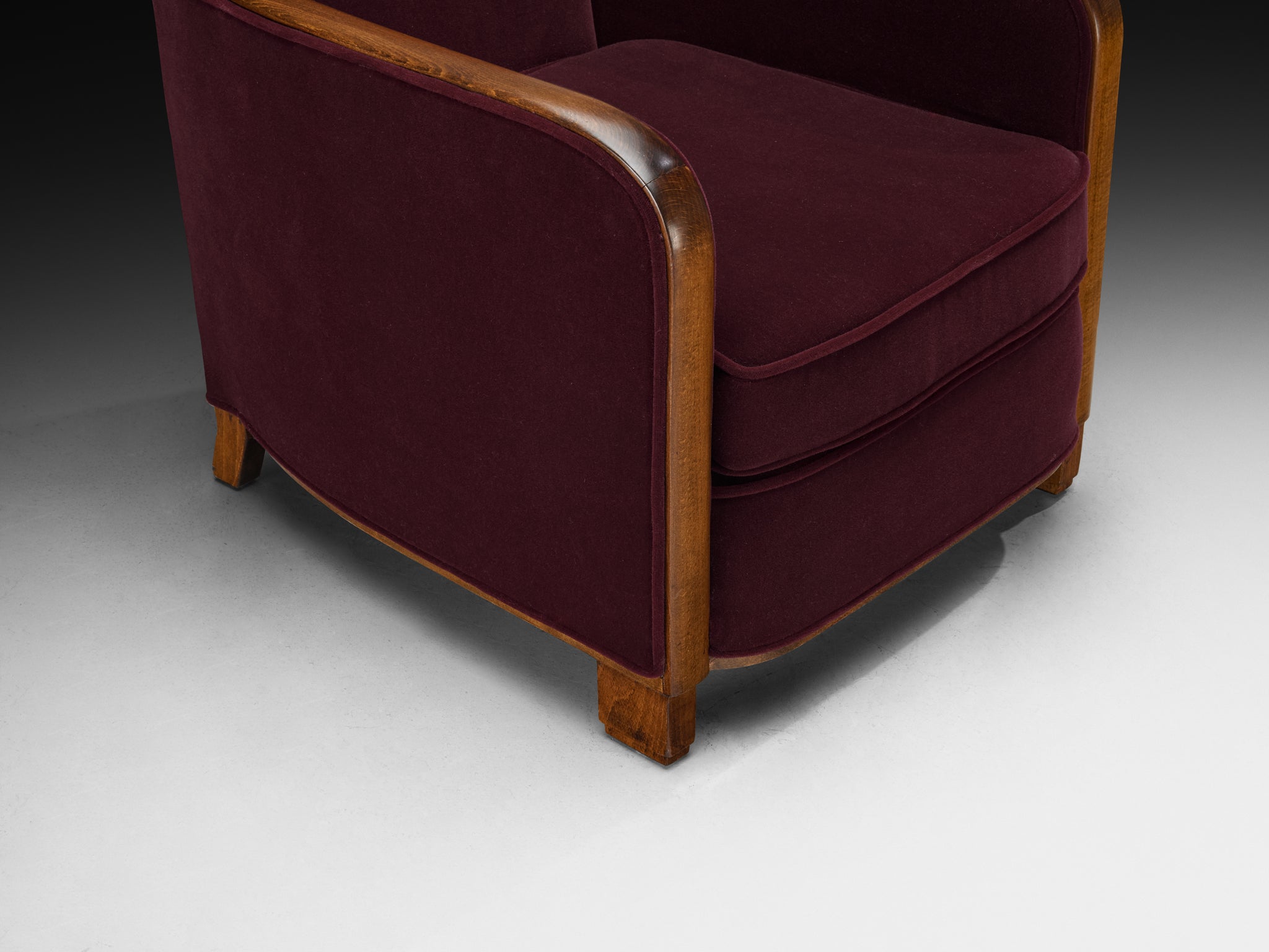 Rare Maison Soubrier Pair of late 1920s Art Deco Armchairs in Burgundy Velvet