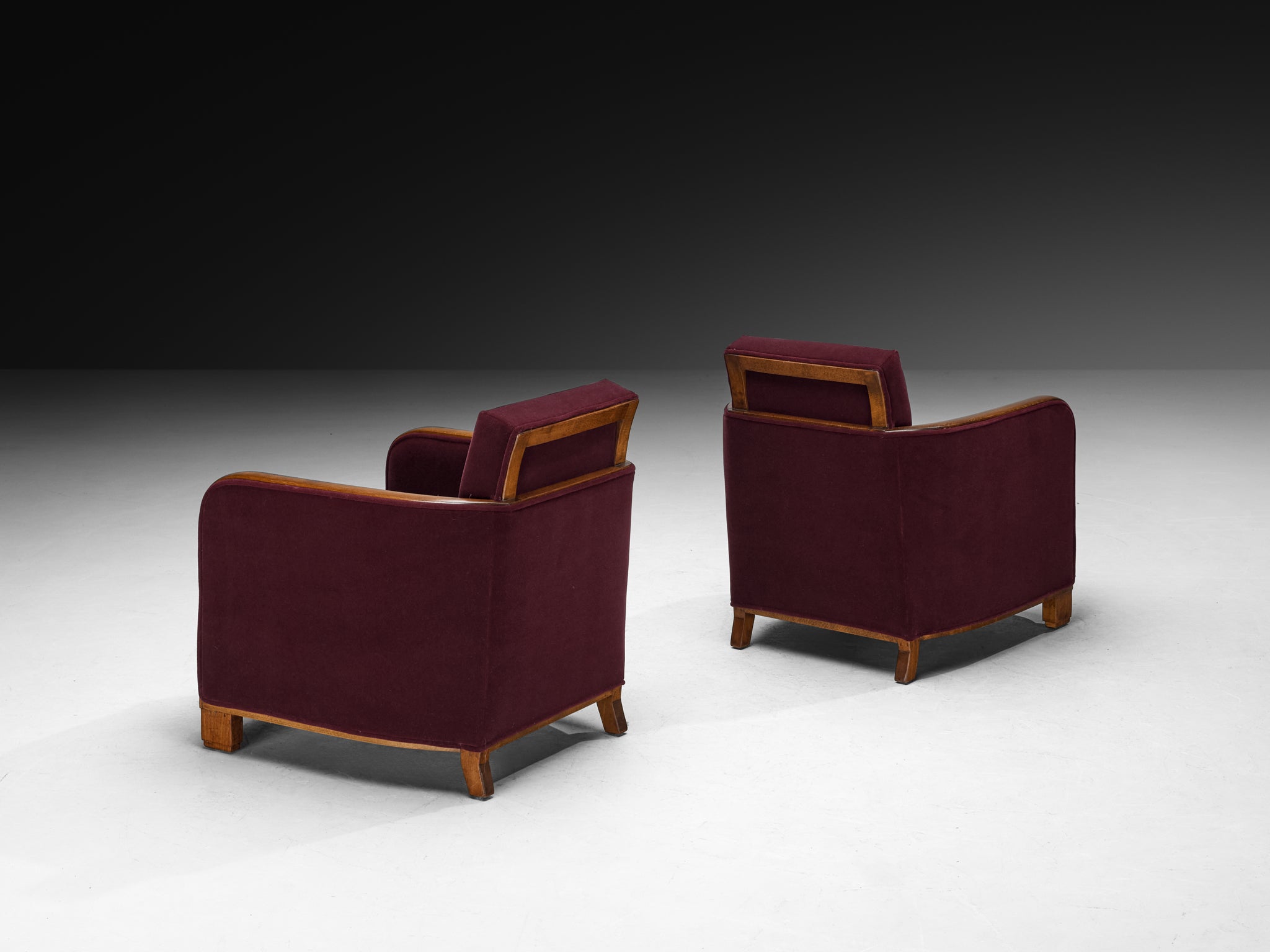 Rare Maison Soubrier Pair of late 1920s Art Deco Armchairs in Burgundy Velvet