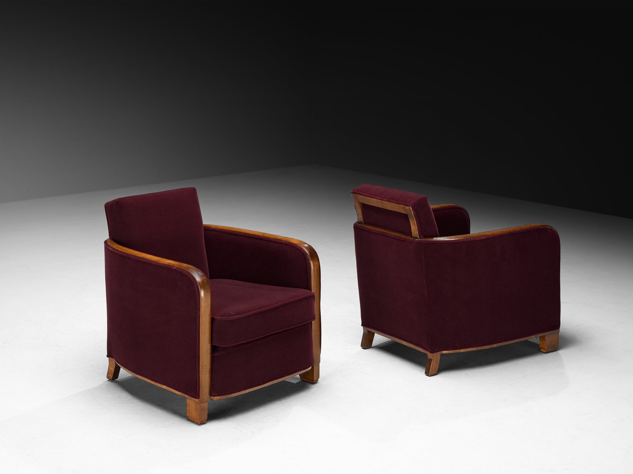 Rare Maison Soubrier Pair of late 1920s Art Deco Armchairs in Burgundy Velvet