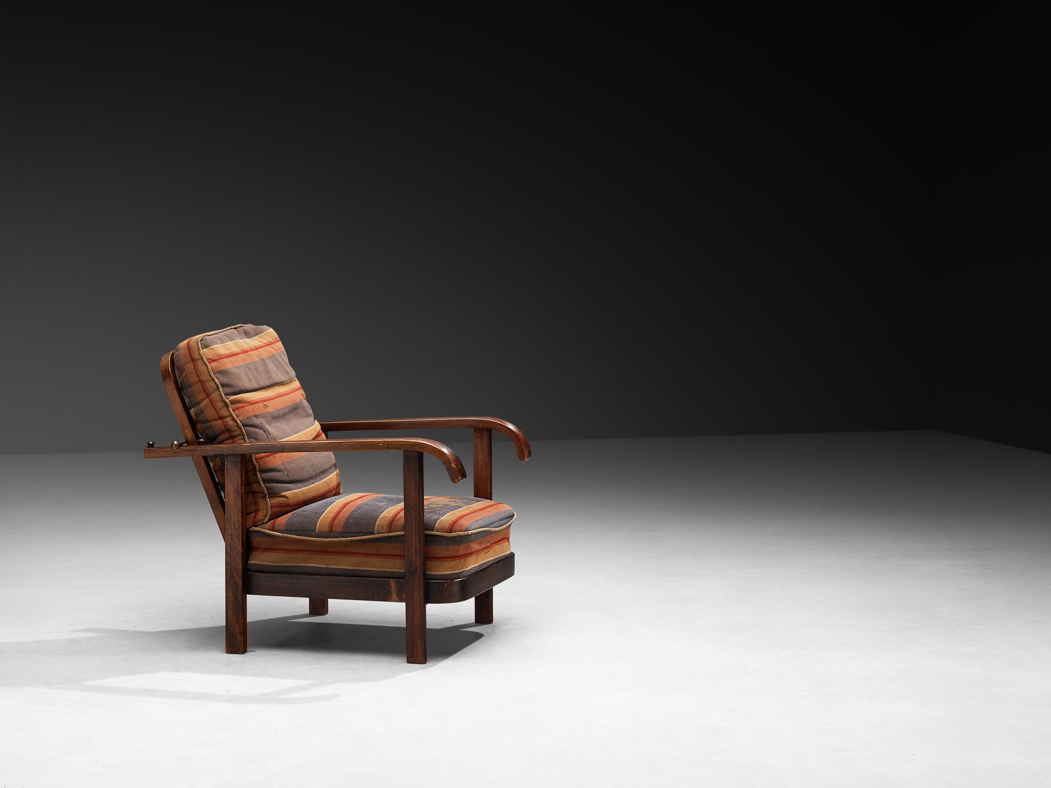 Pair of Thonet Reclining Lounge Chairs in Bentwood Seating Morentz