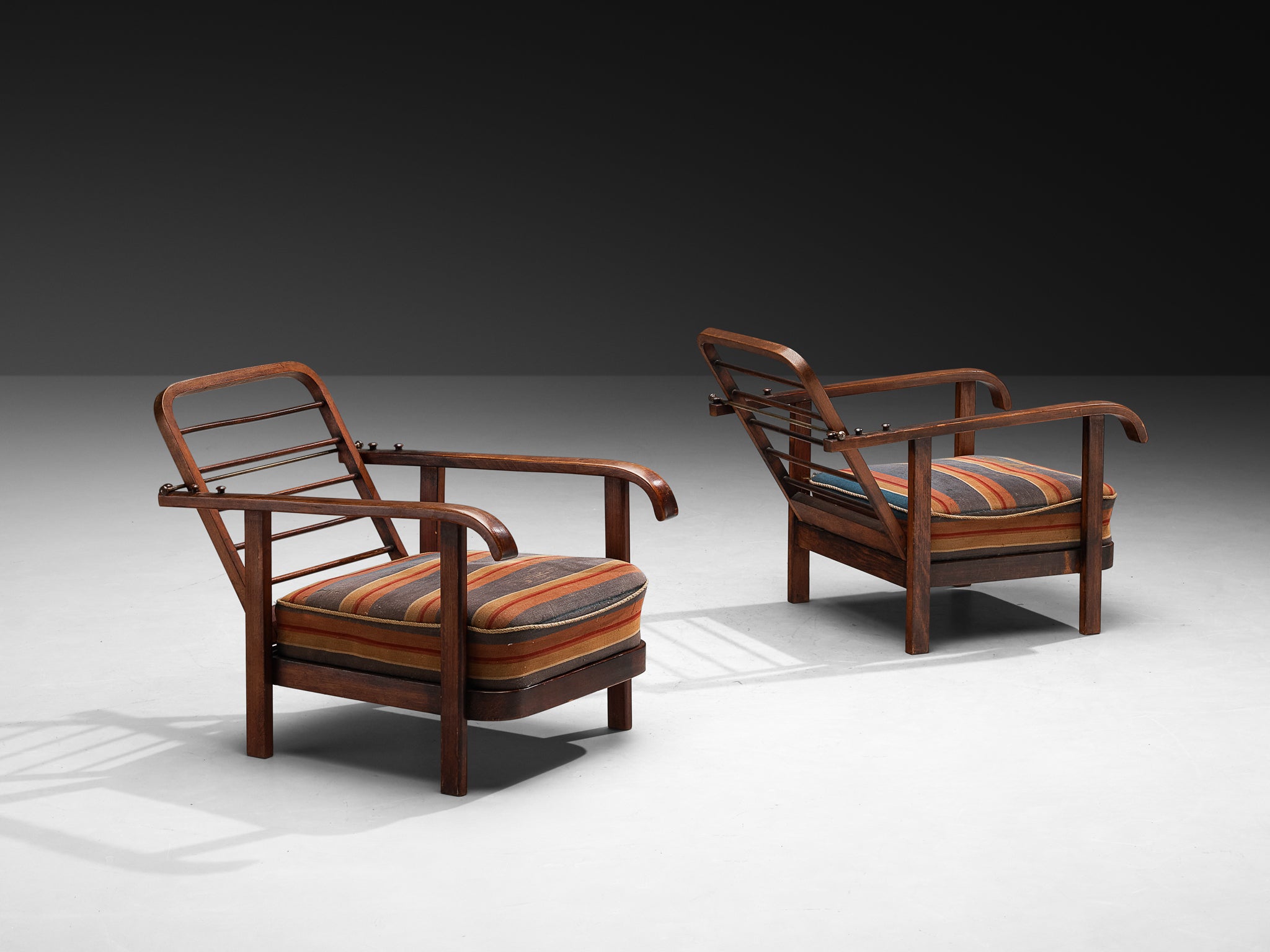 Pair of Thonet Reclining Lounge Chairs in Bentwood Seating Morentz