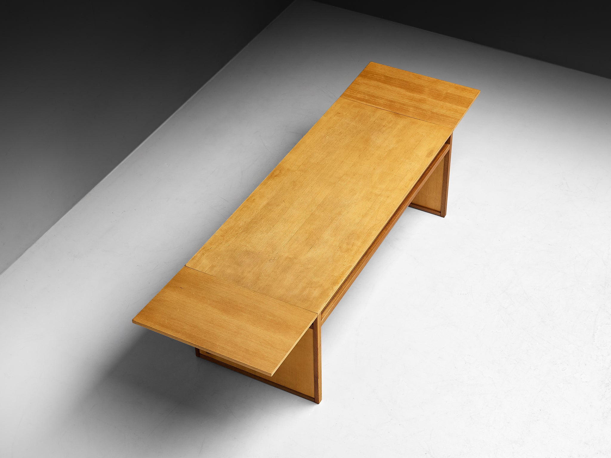 André Sornay Extendable Dining Table with Drop-Down Leafs 295 cm/116.14 in. Tables Morentz