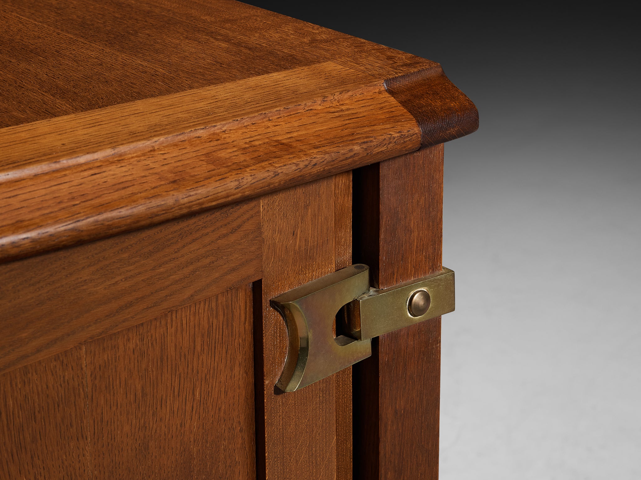 Guillerme et Chambron Sculptural Carved Sideboard in Solid Oak and Brass