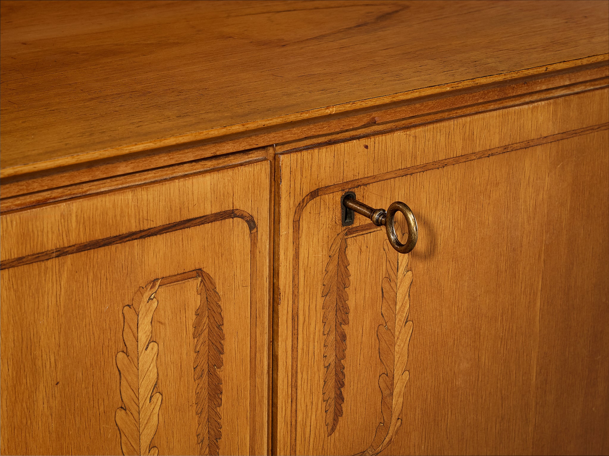 Mid-Century Modern Italian Sideboard in Walnut