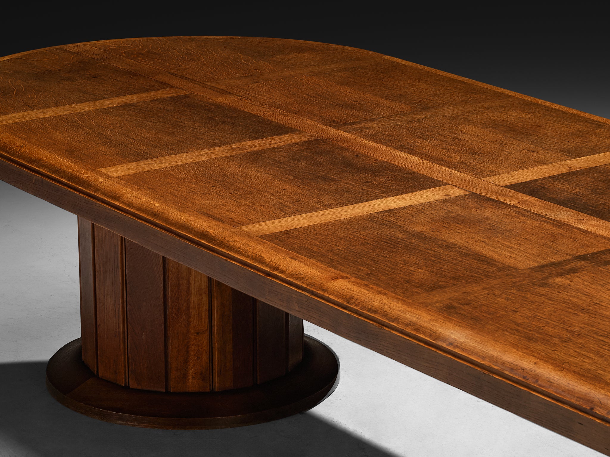 Grand Art Deco Dining Table in Oak with Inlaid Geometric Top Tables Morentz