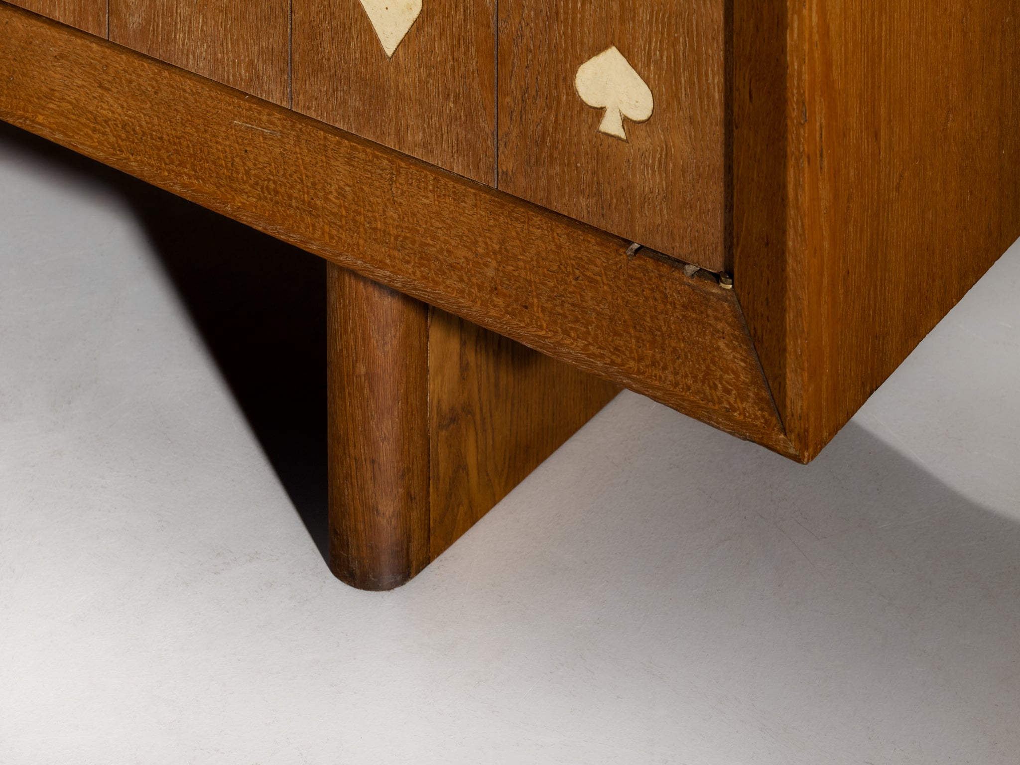 Mid-Century Parisian Sideboard in Oak with Carved Motifs Case pieces and storage cabinets Morentz