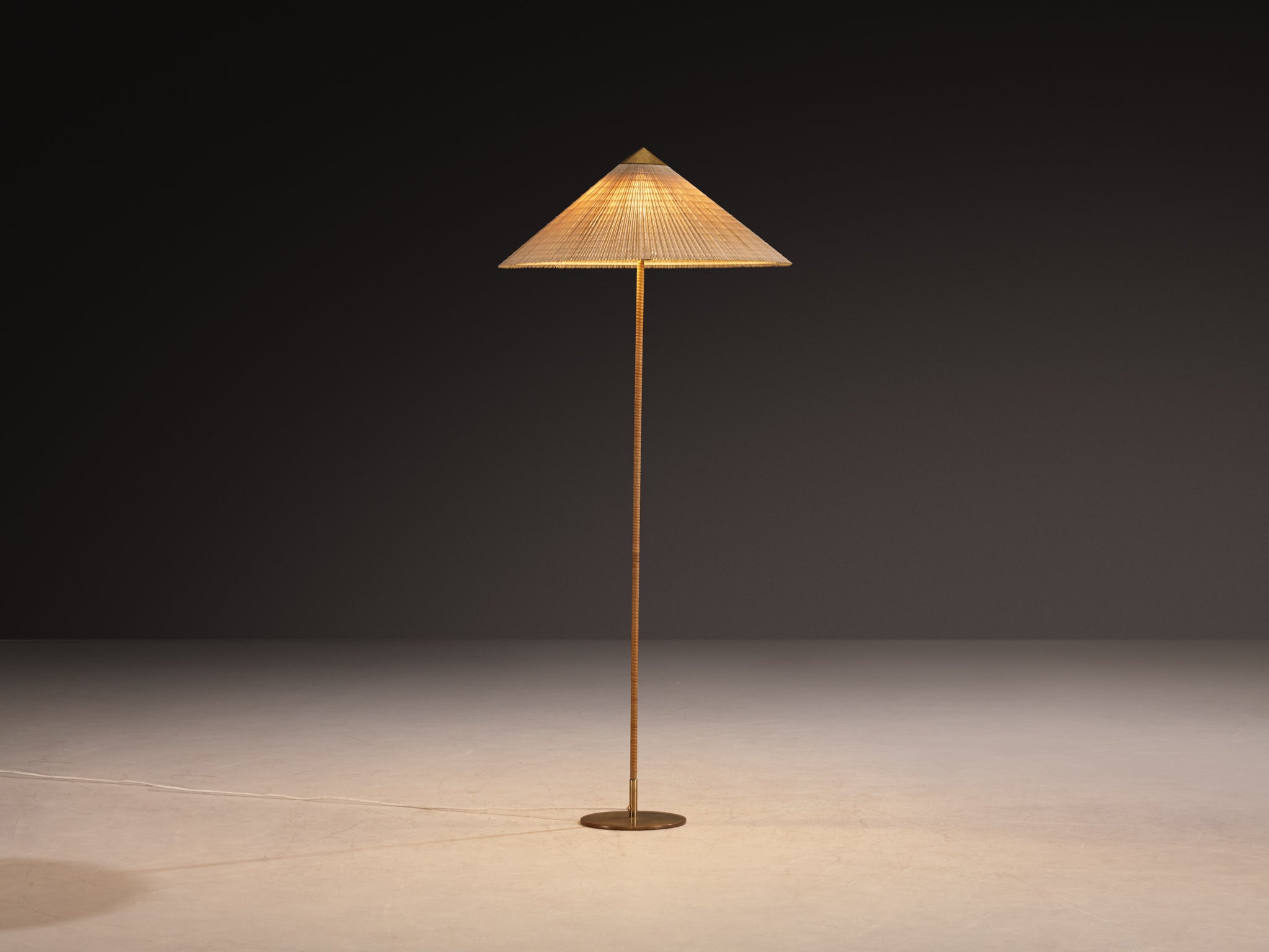 Paavo Tynell for Taito Oy '9602' Chinese Hat Floor Lamp in Cane and Brass Lighting Morentz