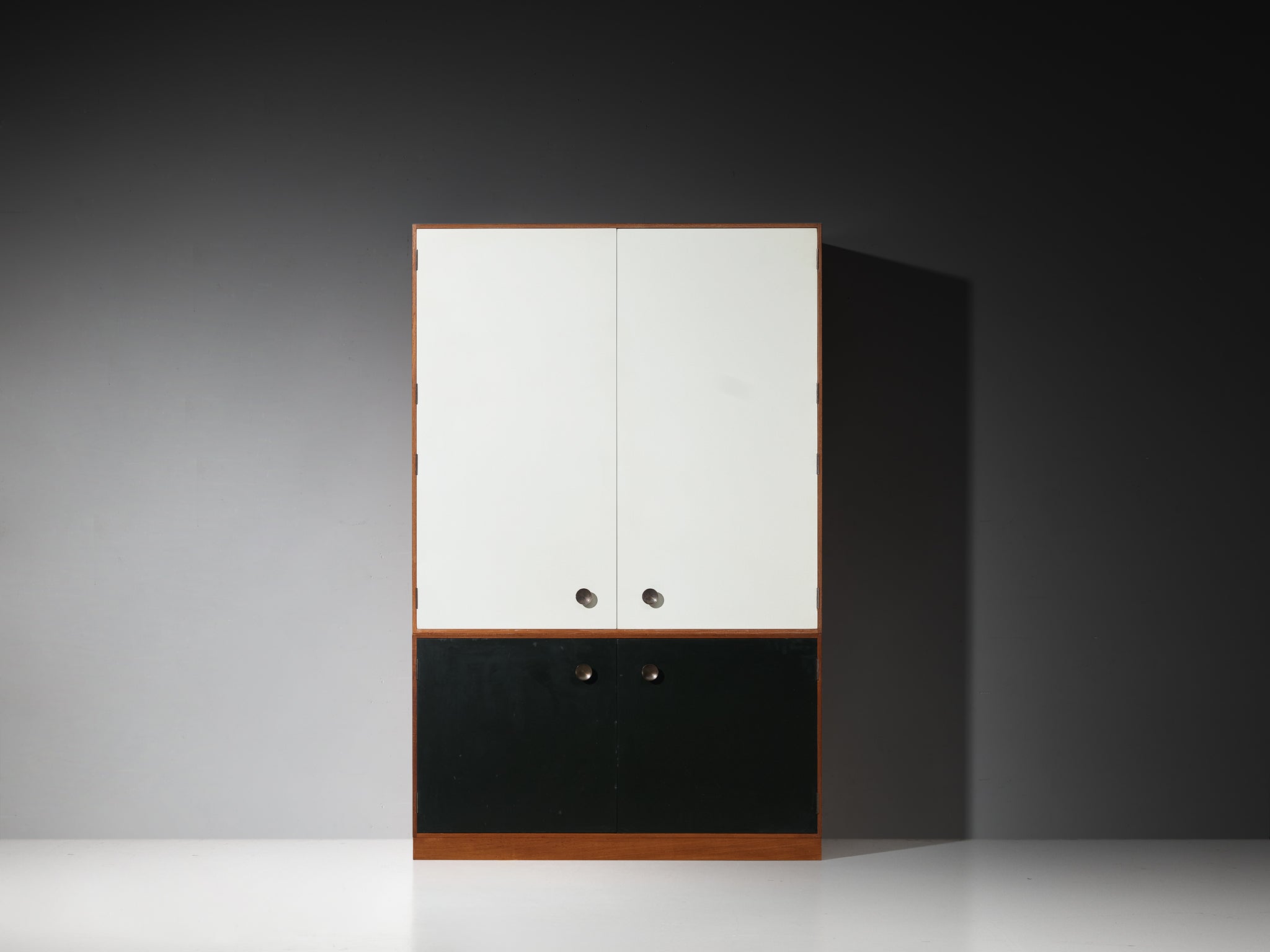 Jarl Heger for Jason Møbler Cabinet in Teak Case pieces and storage cabinets Morentz