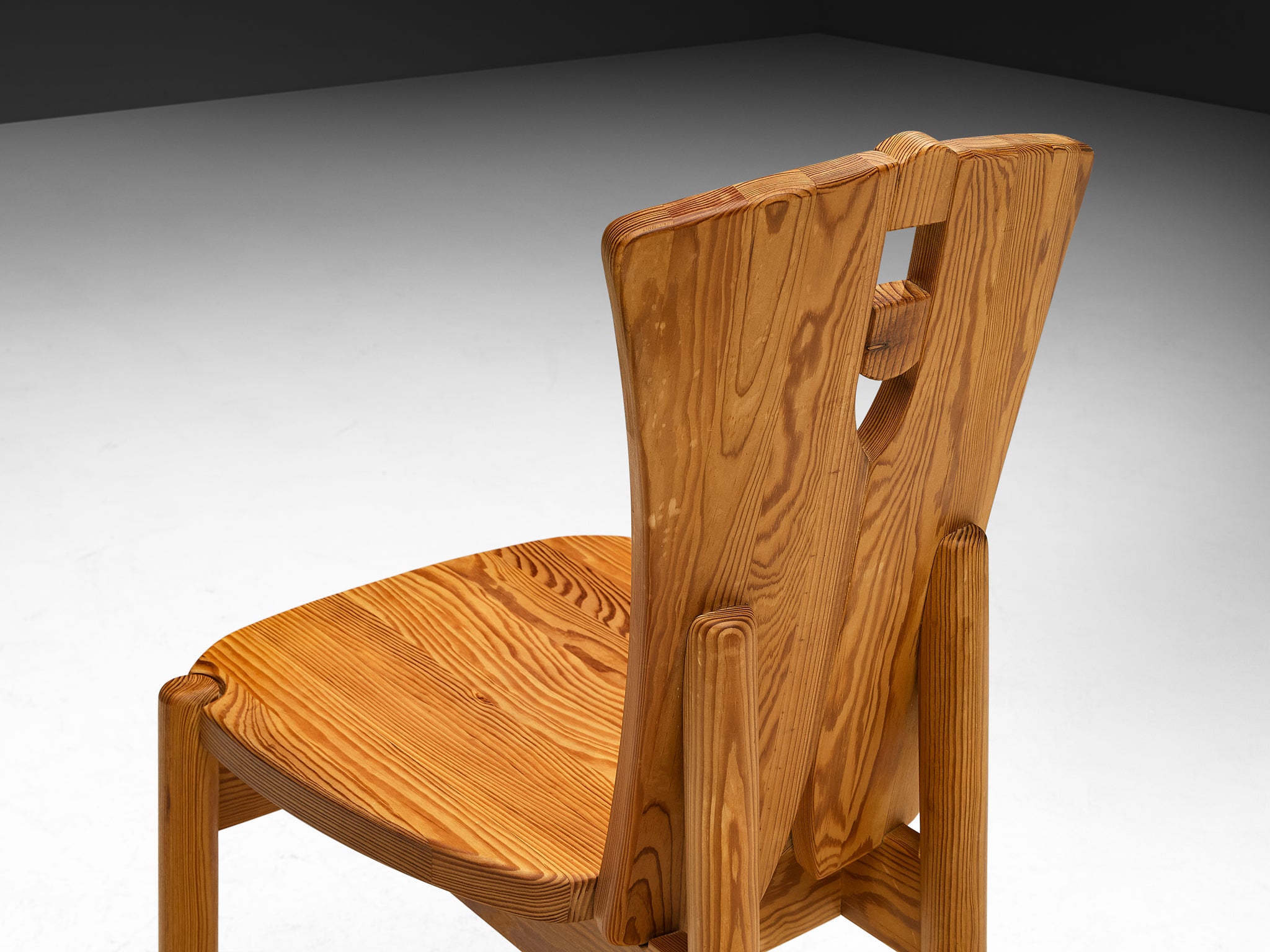 Set of Six Post-Modern Chairs in Solid Pine