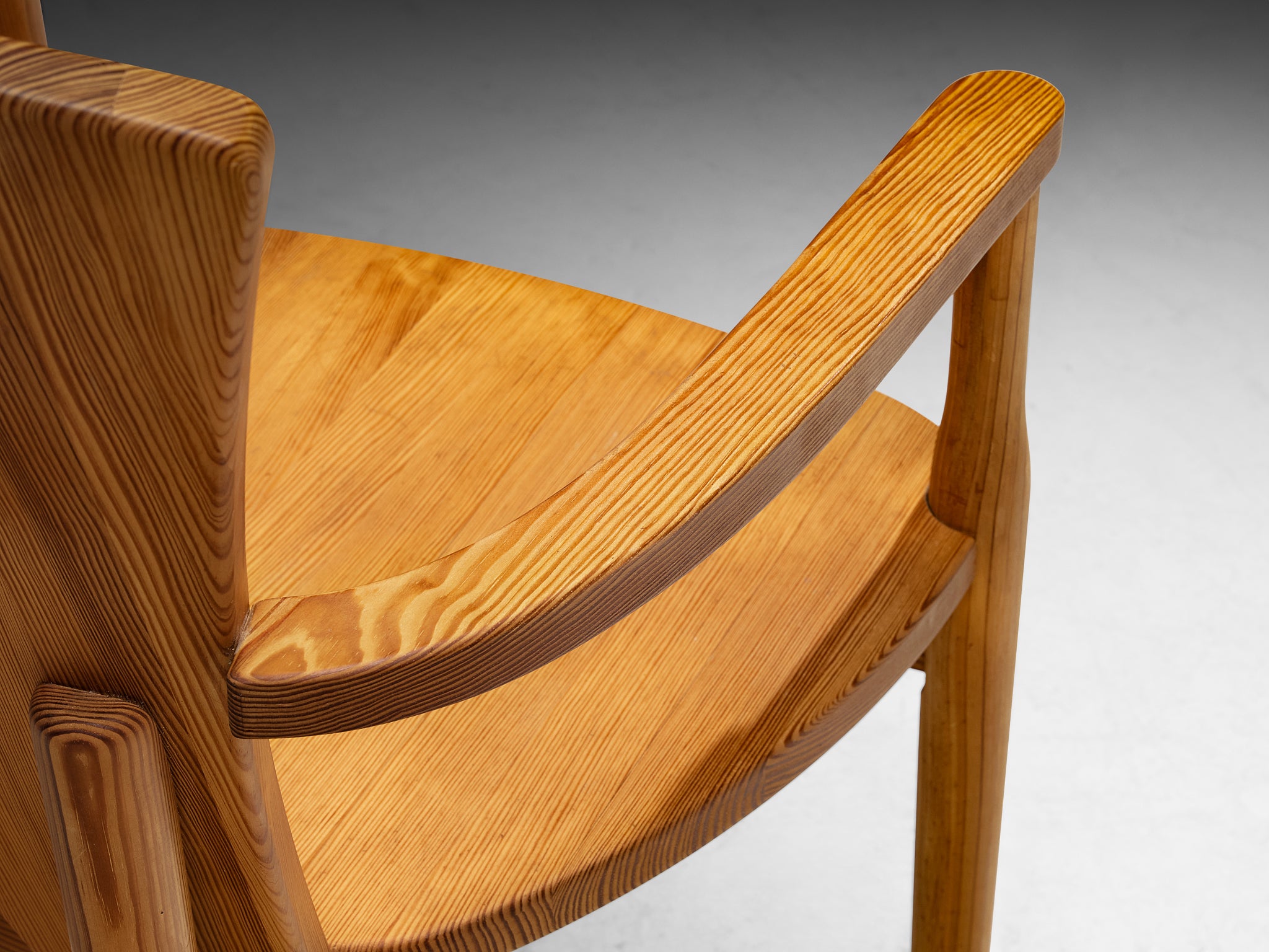 Set of Six Post-Modern Chairs in Solid Pine